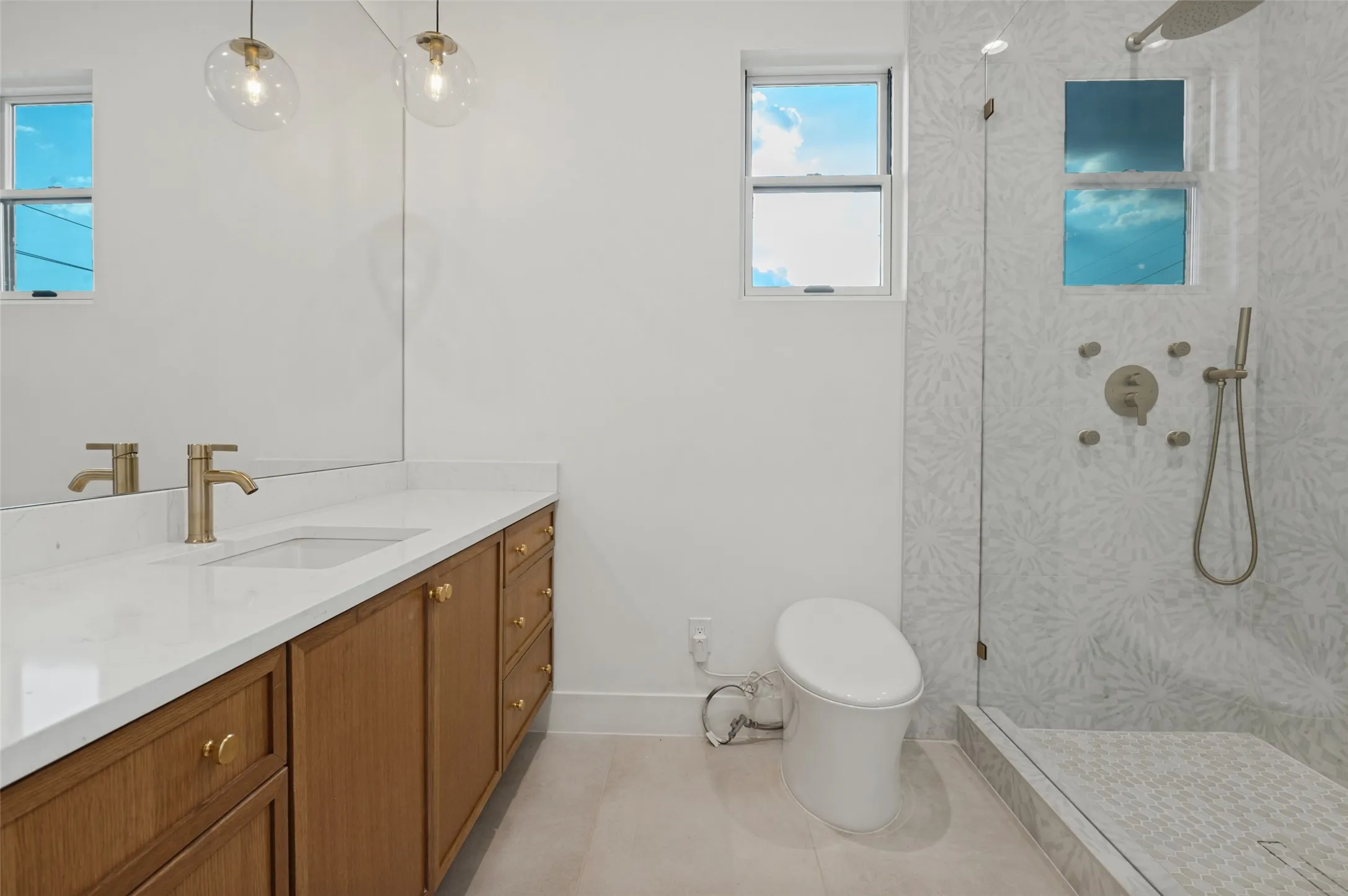 Single Family Residence For Sale in Dallas County , 3884 Cortez Drive, Dallas, Texas 75220, 5 Bedroom, 6 Bathroom, 2 Garage spaces, 4,601 Sqft, built in 2024, mls#21380294, Real Estate Agent in Dallas, Homes For Sale in Dallas county, Homes For Sale in Dallas, Realtor in Dallas Texas, Real Estate Brokerage Independent Realty Texas, Luminita Cordes Realtor
