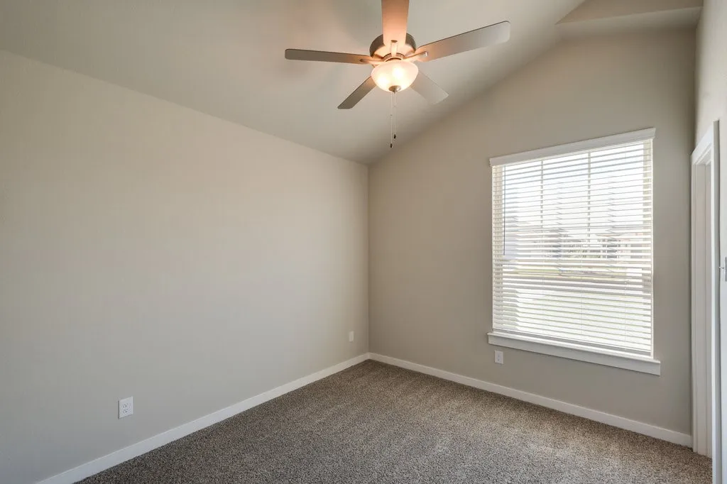 Apartment For Rent in Ellis County , 604 Fallow Drive, Venus, Texas 76084, 3 Bedroom, 2 Bathroom, 1 Garage spaces, 1,347 Sqft, built in 2022, mls#21393108, Real Estate Agent in Venus, Homes For Rent in Ellis county, Homes For Rent in Venus, Realtor in Venus Texas, Real Estate Brokerage Independent Realty Texas, Luminita Cordes Realtor