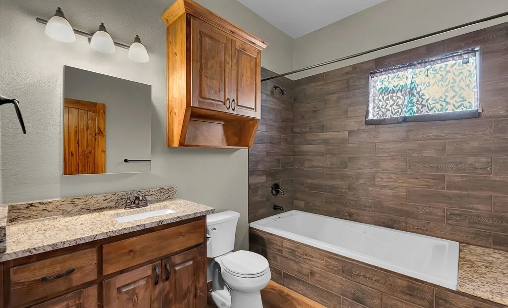 Single Family Residence For Sale in Mc Lennan County , 2207 Talbert Ranch Road, China Spring, Texas 76633, 3 Bedroom, 2 Bathroom, 6 Garage spaces, 1,980 Sqft, built in 2020, mls#21390117, Real Estate Agent in China Spring, Homes For Sale in Mc Lennan county, Homes For Sale in China Spring, Realtor in China Spring Texas, Real Estate Brokerage Independent Realty Texas, Luminita Cordes Realtor