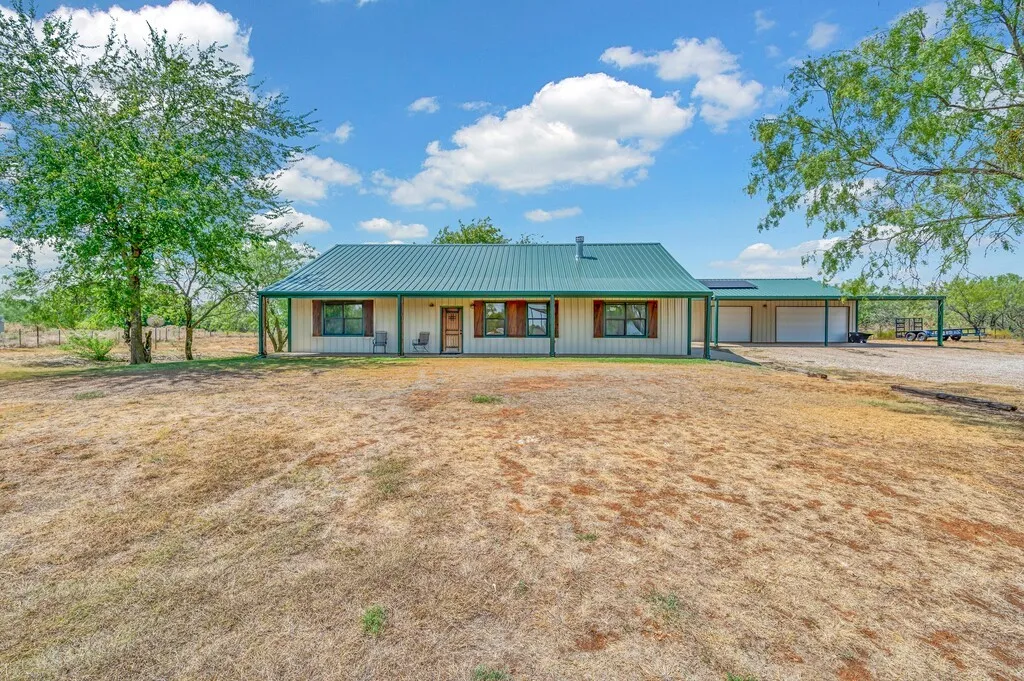 Single Family Residence For Sale