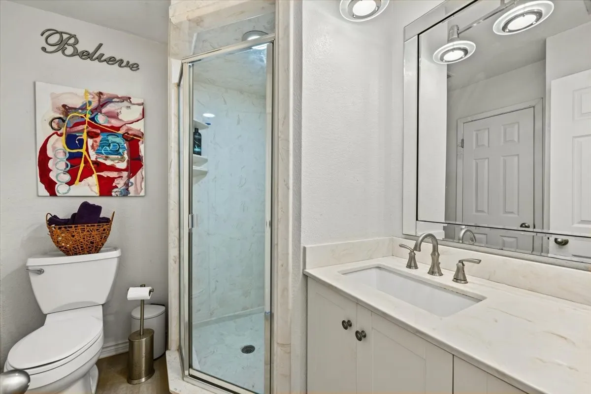Single Family Residence For Sale in Tarrant County , 7816 Fairwood Court, Fort Worth, Texas 76179, 4 Bedroom, 4 Bathroom, 2 Garage spaces, 2,705 Sqft, built in 1974, mls#21385876, Real Estate Agent in Fort Worth, Homes For Sale in Tarrant county, Homes For Sale in Fort Worth, Realtor in Fort Worth Texas, Real Estate Brokerage Independent Realty Texas, Luminita Cordes Realtor