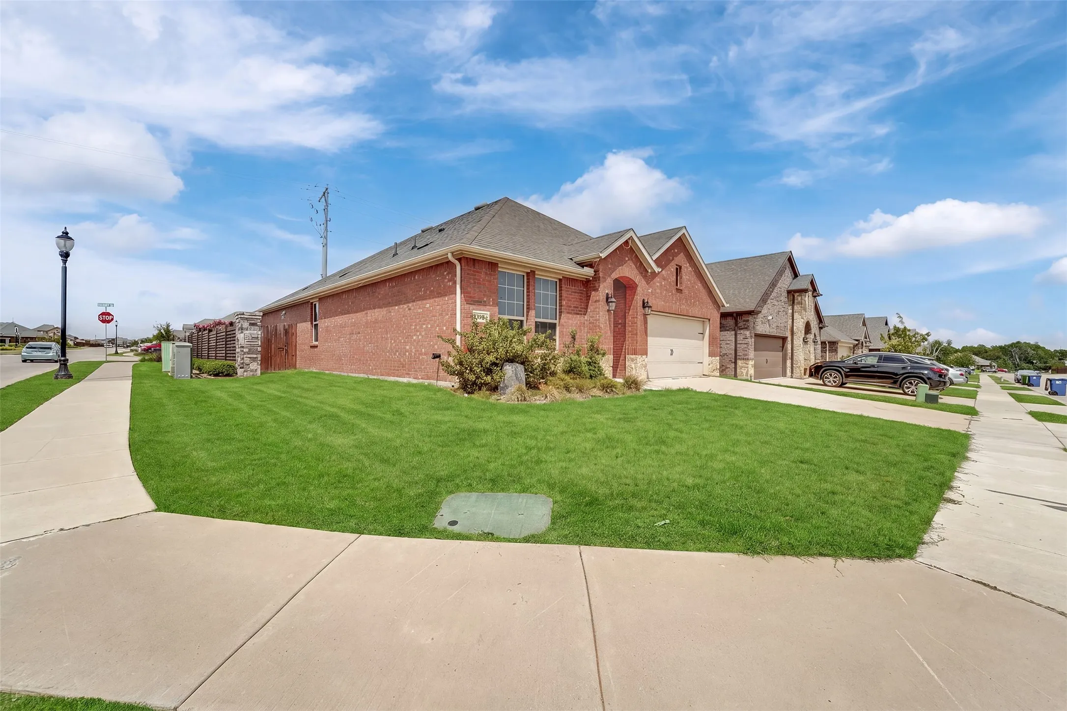 Single Family Residence For Rent in Denton County , 3303 Brady Starr Drive, Aubrey, Texas 76227, 4 Bedroom, 2 Bathroom, 2 Garage spaces, 1,850 Sqft, built in 2022, mls#21392108, Real Estate Agent in Aubrey, Homes For Rent in Denton county, Homes For Rent in Aubrey, Realtor in Aubrey Texas, Real Estate Brokerage Independent Realty Texas, Luminita Cordes Realtor