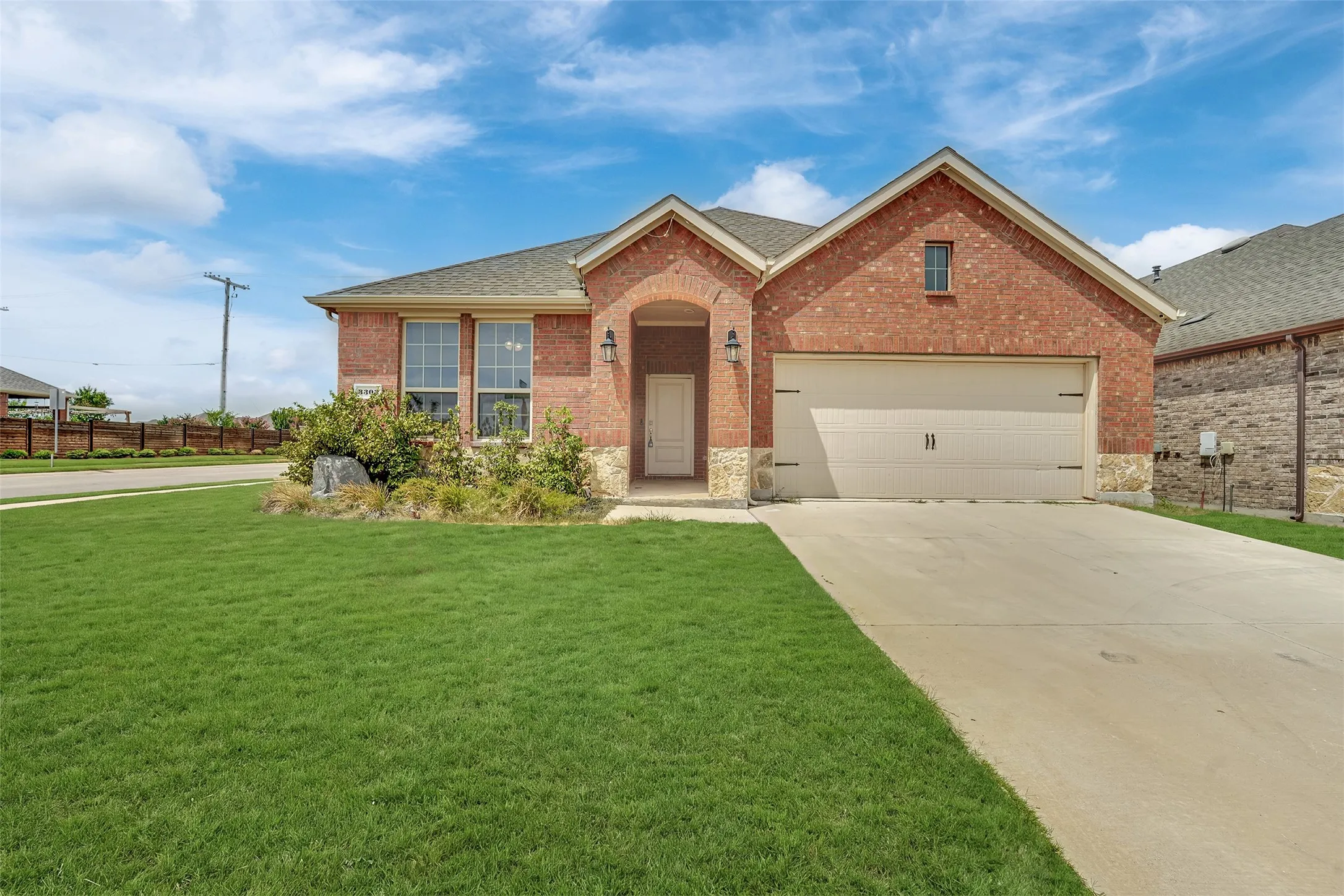 Single Family Residence For Rent