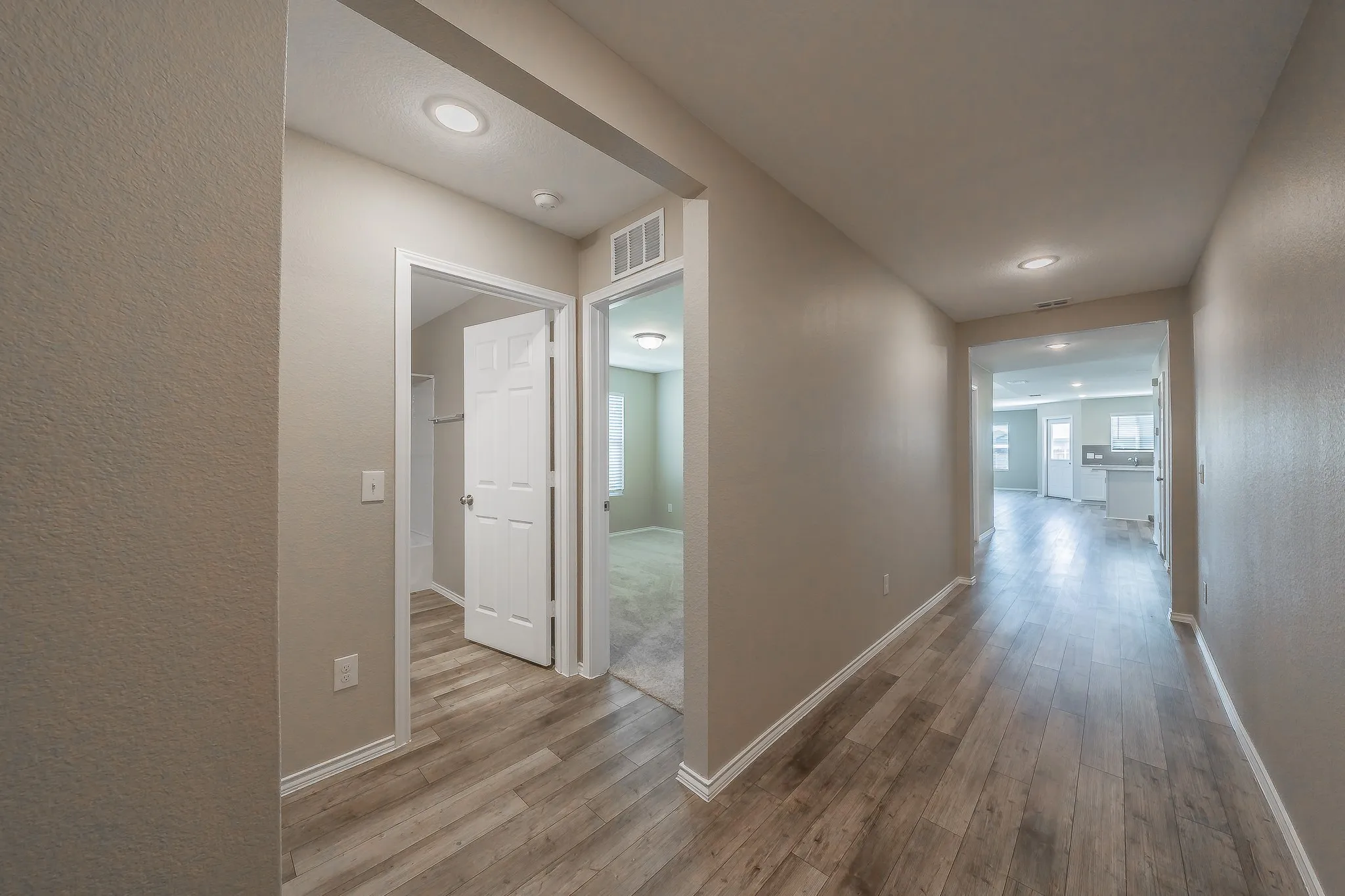 Single Family Residence For Sale in Denton County , 1001 Paso Fino Drive, Haslet, Texas 76052, 3 Bedroom, 2 Bathroom, 2 Garage spaces, 1,985 Sqft, built in 2021, mls#21393081, Real Estate Agent in Haslet, Homes For Sale in Denton county, Homes For Sale in Haslet, Realtor in Haslet Texas, Real Estate Brokerage Independent Realty Texas, Luminita Cordes Realtor