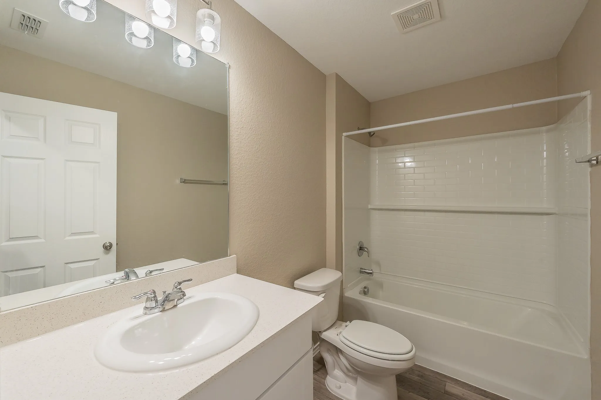 Single Family Residence For Sale in Denton County , 1001 Paso Fino Drive, Haslet, Texas 76052, 3 Bedroom, 2 Bathroom, 2 Garage spaces, 1,985 Sqft, built in 2021, mls#21393081, Real Estate Agent in Haslet, Homes For Sale in Denton county, Homes For Sale in Haslet, Realtor in Haslet Texas, Real Estate Brokerage Independent Realty Texas, Luminita Cordes Realtor
