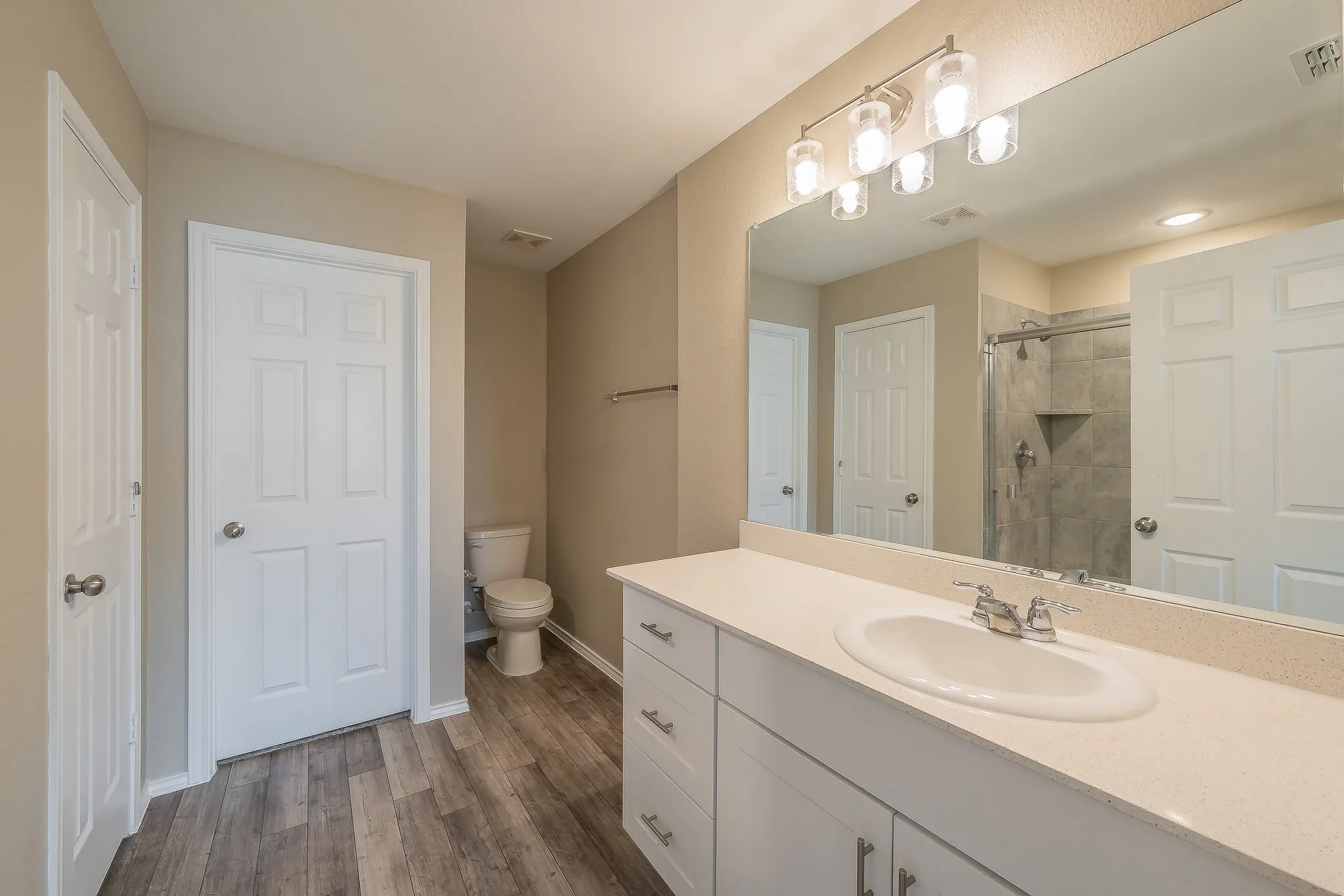 Single Family Residence For Sale in Denton County , 1001 Paso Fino Drive, Haslet, Texas 76052, 3 Bedroom, 2 Bathroom, 2 Garage spaces, 1,985 Sqft, built in 2021, mls#21393081, Real Estate Agent in Haslet, Homes For Sale in Denton county, Homes For Sale in Haslet, Realtor in Haslet Texas, Real Estate Brokerage Independent Realty Texas, Luminita Cordes Realtor