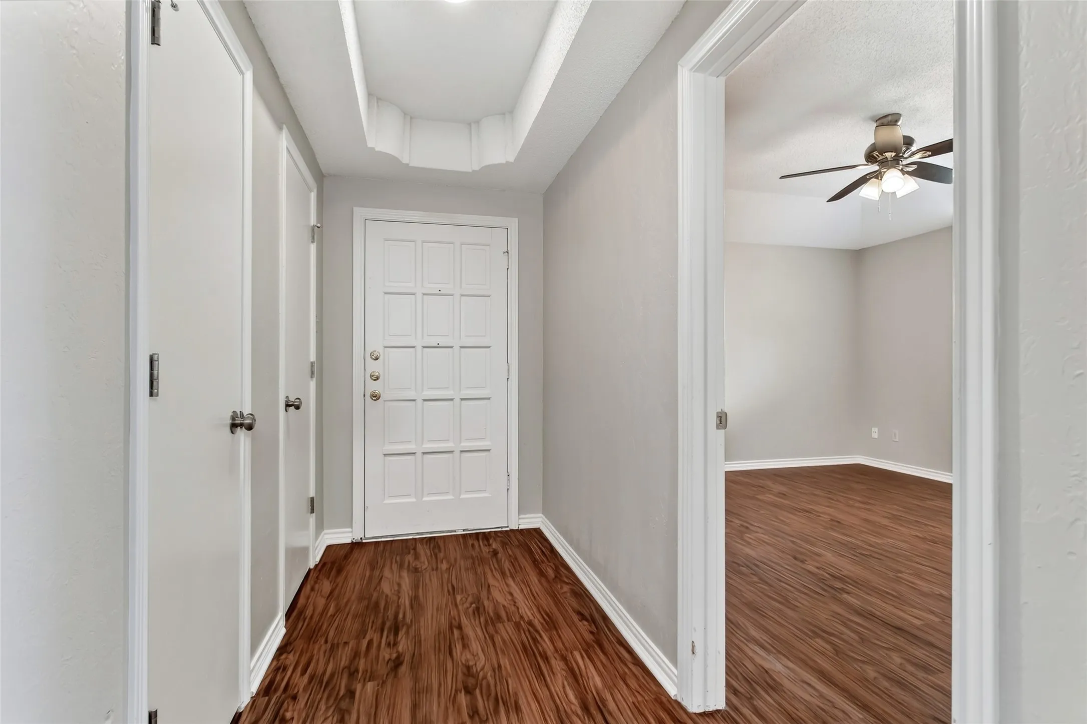 Duplex For Rent in Dallas County , 136 Shady Brook Drive, De Soto, Texas 75115, 3 Bedroom, 2 Bathroom, 2 Garage spaces, 1,538 Sqft, built in 1976, mls#21392800, Real Estate Agent in De Soto, Homes For Rent in Dallas county, Homes For Rent in De Soto, Realtor in De Soto Texas, Real Estate Brokerage Independent Realty Texas, Luminita Cordes Realtor