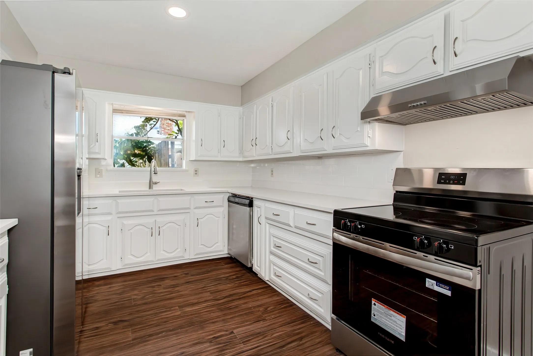 Duplex For Rent in Dallas County , 136 Shady Brook Drive, De Soto, Texas 75115, 3 Bedroom, 2 Bathroom, 2 Garage spaces, 1,538 Sqft, built in 1976, mls#21392800, Real Estate Agent in De Soto, Homes For Rent in Dallas county, Homes For Rent in De Soto, Realtor in De Soto Texas, Real Estate Brokerage Independent Realty Texas, Luminita Cordes Realtor