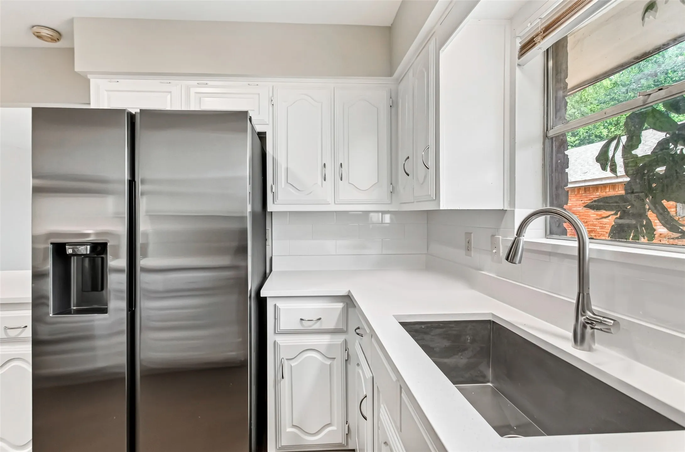 Duplex For Rent in Dallas County , 136 Shady Brook Drive, De Soto, Texas 75115, 3 Bedroom, 2 Bathroom, 2 Garage spaces, 1,538 Sqft, built in 1976, mls#21392800, Real Estate Agent in De Soto, Homes For Rent in Dallas county, Homes For Rent in De Soto, Realtor in De Soto Texas, Real Estate Brokerage Independent Realty Texas, Luminita Cordes Realtor
