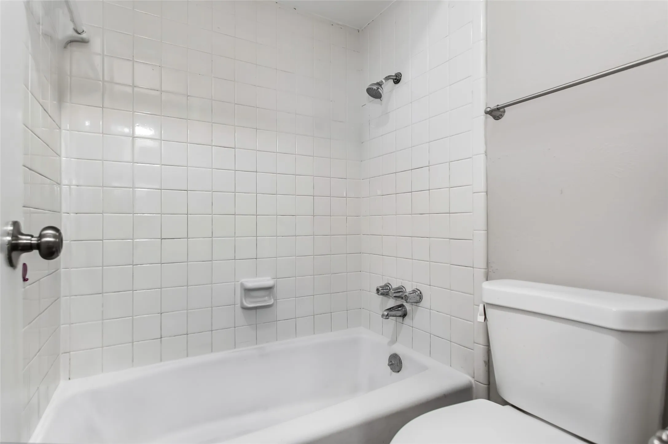 Duplex For Rent in Dallas County , 136 Shady Brook Drive, De Soto, Texas 75115, 3 Bedroom, 2 Bathroom, 2 Garage spaces, 1,538 Sqft, built in 1976, mls#21392800, Real Estate Agent in De Soto, Homes For Rent in Dallas county, Homes For Rent in De Soto, Realtor in De Soto Texas, Real Estate Brokerage Independent Realty Texas, Luminita Cordes Realtor
