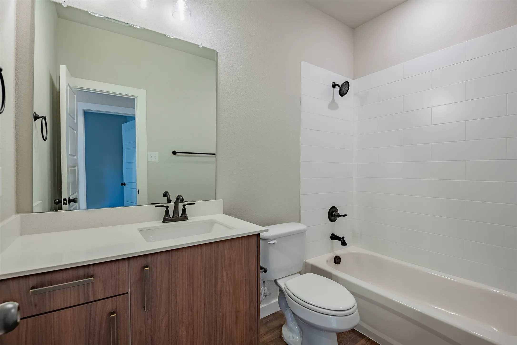 Apartment For Rent in Ellis County , 609 Wheatfield Drive, Venus, Texas 76084, 3 Bedroom, 2 Bathroom, 1 Garage spaces, 1,347 Sqft, built in 2024, mls#21393132, Real Estate Agent in Venus, Homes For Rent in Ellis county, Homes For Rent in Venus, Realtor in Venus Texas, Real Estate Brokerage Independent Realty Texas, Luminita Cordes Realtor