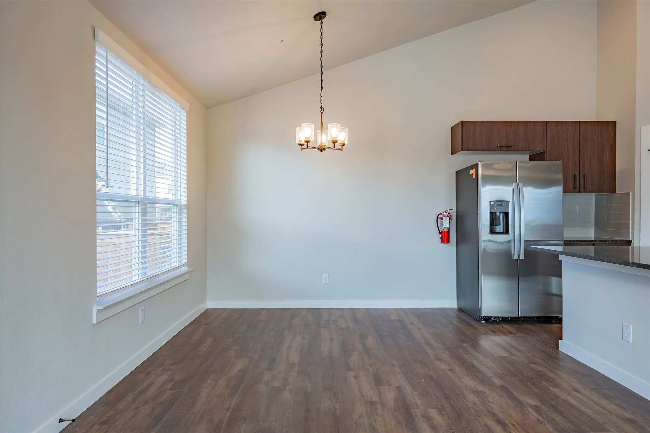 Apartment For Rent in Ellis County , 609 Wheatfield Drive, Venus, Texas 76084, 3 Bedroom, 2 Bathroom, 1 Garage spaces, 1,347 Sqft, built in 2024, mls#21393132, Real Estate Agent in Venus, Homes For Rent in Ellis county, Homes For Rent in Venus, Realtor in Venus Texas, Real Estate Brokerage Independent Realty Texas, Luminita Cordes Realtor