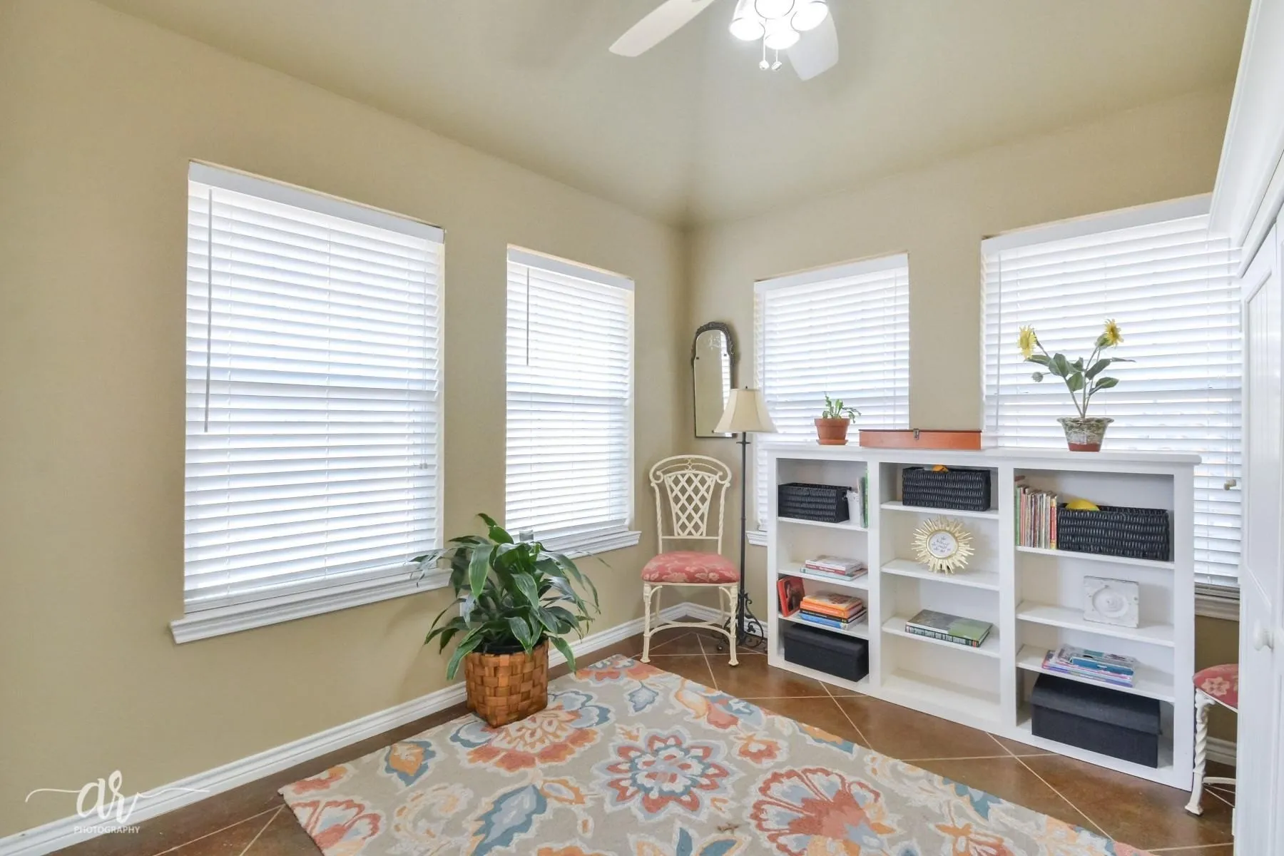 Single Family Residence For Rent in Taylor County , 3234 Valley Forge Road, Abilene, Texas 79601, 3 Bedroom, 2 Bathroom, 2 Garage spaces, 1,584 Sqft, built in 2005, mls#21393134, Real Estate Agent in Abilene, Homes For Rent in Taylor county, Homes For Rent in Abilene, Realtor in Abilene Texas, Real Estate Brokerage Independent Realty Texas, Luminita Cordes Realtor