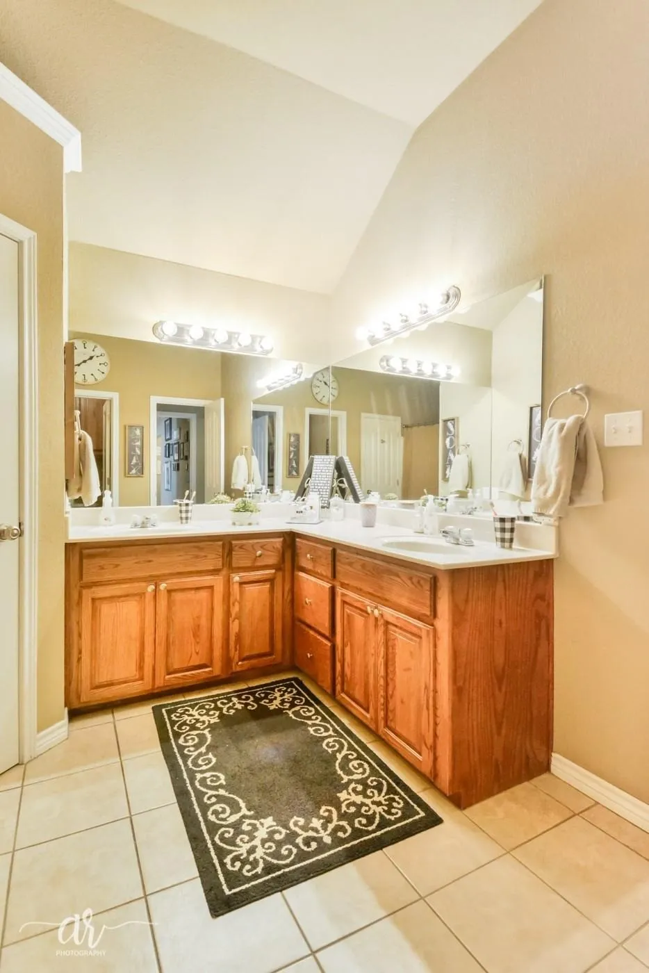 Single Family Residence For Rent in Taylor County , 3234 Valley Forge Road, Abilene, Texas 79601, 3 Bedroom, 2 Bathroom, 2 Garage spaces, 1,584 Sqft, built in 2005, mls#21393134, Real Estate Agent in Abilene, Homes For Rent in Taylor county, Homes For Rent in Abilene, Realtor in Abilene Texas, Real Estate Brokerage Independent Realty Texas, Luminita Cordes Realtor
