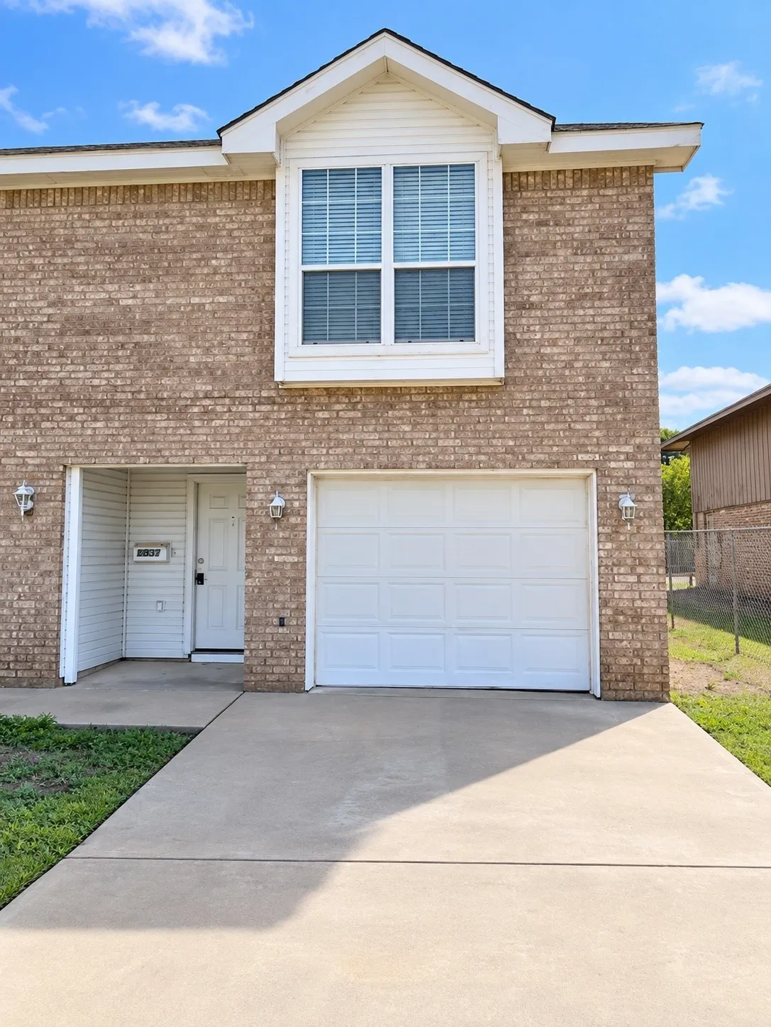 Townhouse For Rent in Taylor County , 2415 Church Street, Abilene, Texas 79601, 3 Bedroom, 3 Bathroom, Garage spaces, 1,292 Sqft, built in 2005, mls#21393135, Real Estate Agent in Abilene, Homes For Rent in Taylor county, Homes For Rent in Abilene, Realtor in Abilene Texas, Real Estate Brokerage Independent Realty Texas, Luminita Cordes Realtor