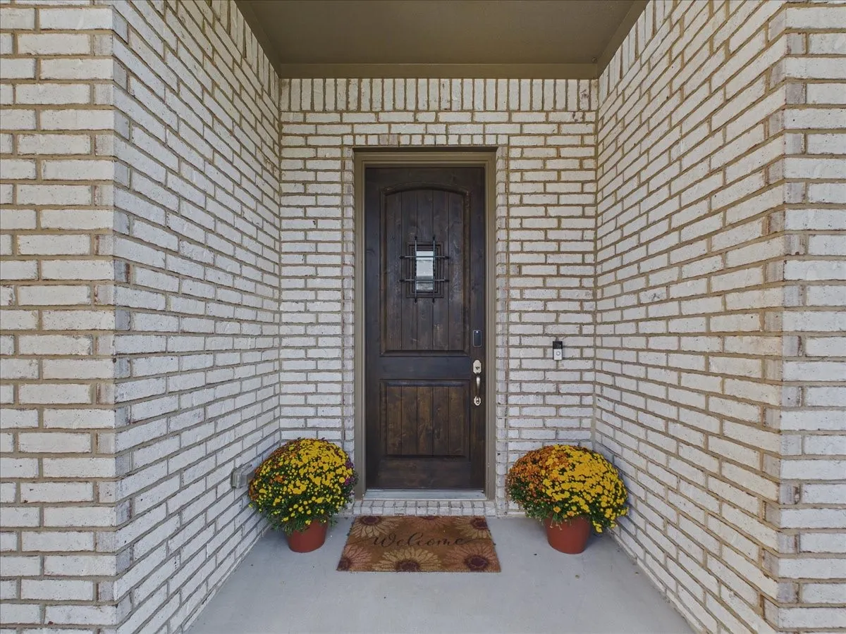 Single Family Residence For Sale in Tarrant County , 506 Westwood Way Drive, Haslet, Texas 76052, 4 Bedroom, 4 Bathroom, 2 Garage spaces, 3,824 Sqft, built in 2022, mls#21392940, Real Estate Agent in Haslet, Homes For Sale in Tarrant county, Homes For Sale in Haslet, Realtor in Haslet Texas, Real Estate Brokerage Independent Realty Texas, Luminita Cordes Realtor