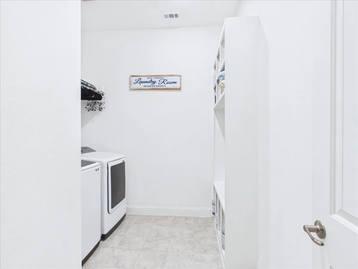 Single Family Residence For Sale in Tarrant County , 506 Westwood Way Drive, Haslet, Texas 76052, 4 Bedroom, 4 Bathroom, 2 Garage spaces, 3,824 Sqft, built in 2022, mls#21392940, Real Estate Agent in Haslet, Homes For Sale in Tarrant county, Homes For Sale in Haslet, Realtor in Haslet Texas, Real Estate Brokerage Independent Realty Texas, Luminita Cordes Realtor
