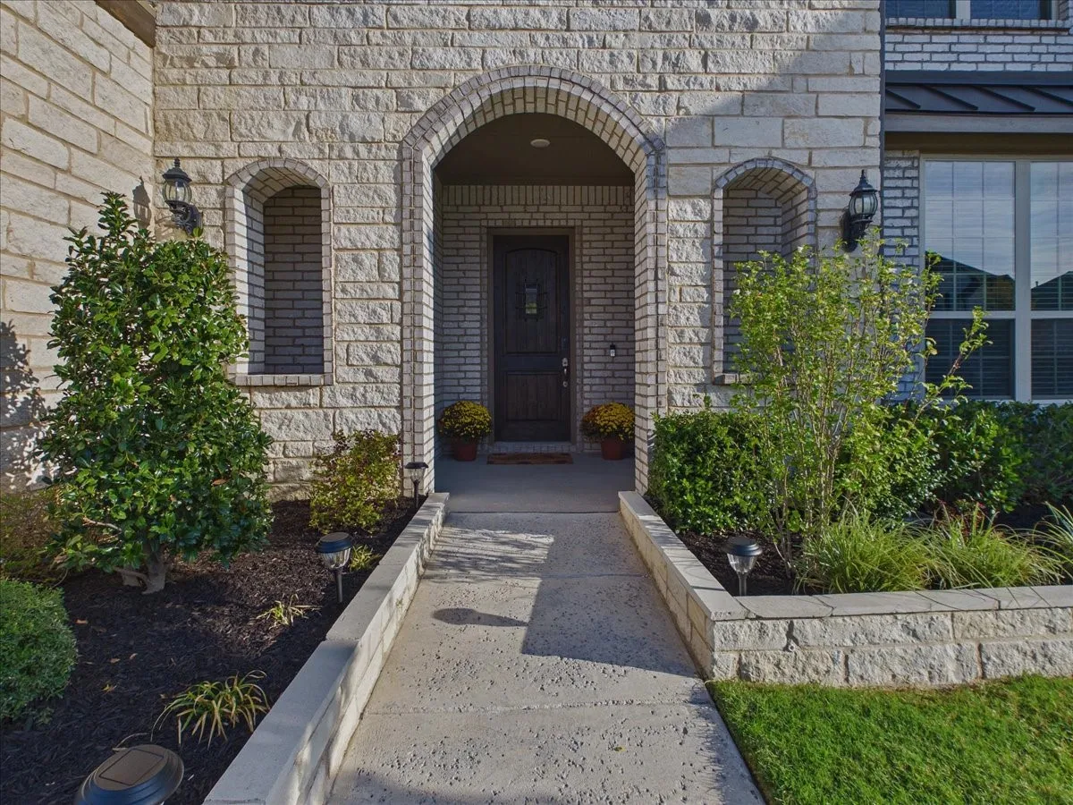 Single Family Residence For Sale in Tarrant County , 506 Westwood Way Drive, Haslet, Texas 76052, 4 Bedroom, 4 Bathroom, 2 Garage spaces, 3,824 Sqft, built in 2022, mls#21392940, Real Estate Agent in Haslet, Homes For Sale in Tarrant county, Homes For Sale in Haslet, Realtor in Haslet Texas, Real Estate Brokerage Independent Realty Texas, Luminita Cordes Realtor