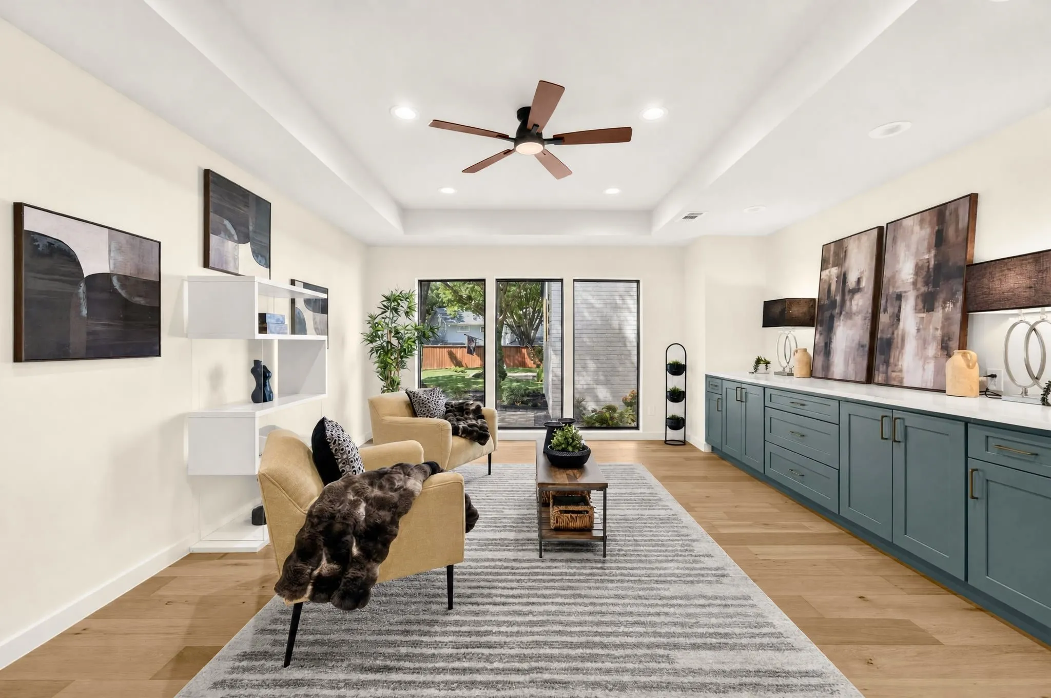 flex space just off the kitchen across from full bath
