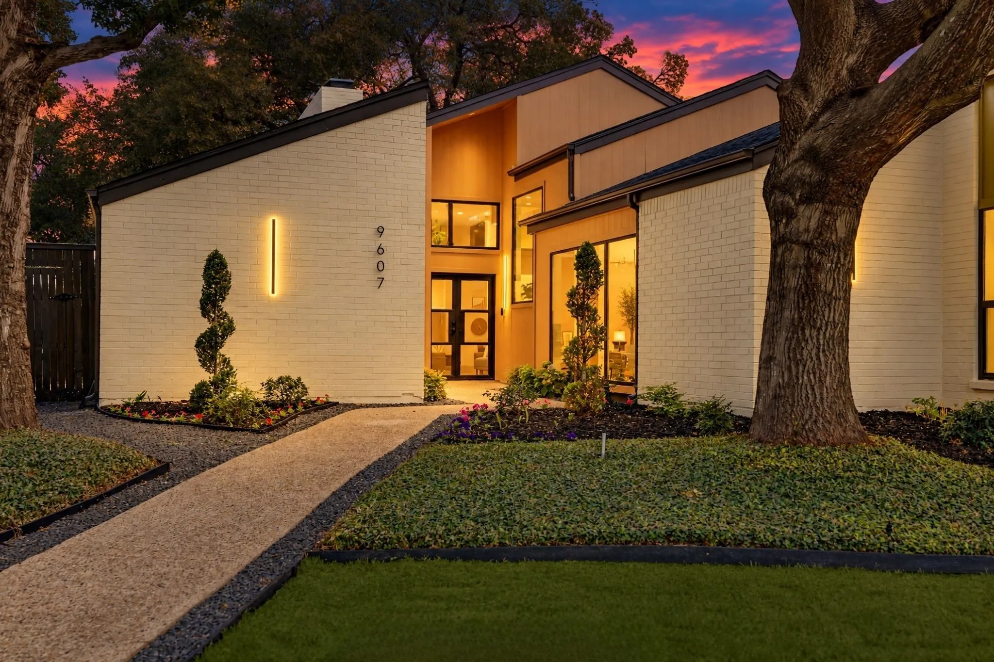 Single Family Residence For Sale