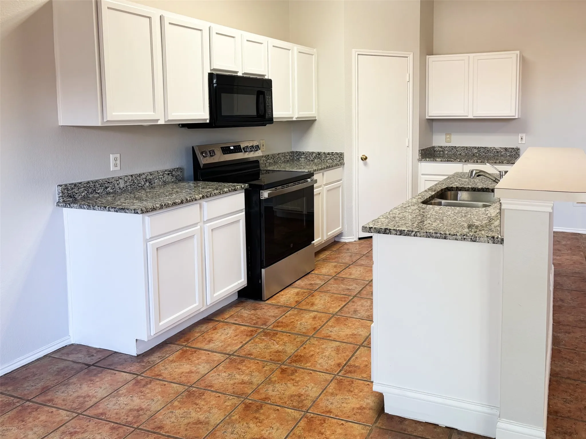 Single Family Residence For Rent in Denton County , 2317 Acorn Bend, Denton, Texas 76210, 4 Bedroom, 3 Bathroom, 2 Garage spaces, 3,324 Sqft, built in 2000, mls#21392857, Real Estate Agent in Denton, Homes For Rent in Denton county, Homes For Rent in Denton, Realtor in Denton Texas, Real Estate Brokerage Independent Realty Texas, Luminita Cordes Realtor