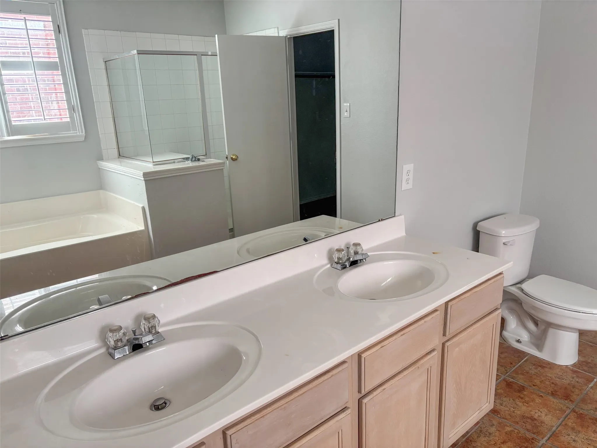 Single Family Residence For Rent in Denton County , 2317 Acorn Bend, Denton, Texas 76210, 4 Bedroom, 3 Bathroom, 2 Garage spaces, 3,324 Sqft, built in 2000, mls#21392857, Real Estate Agent in Denton, Homes For Rent in Denton county, Homes For Rent in Denton, Realtor in Denton Texas, Real Estate Brokerage Independent Realty Texas, Luminita Cordes Realtor