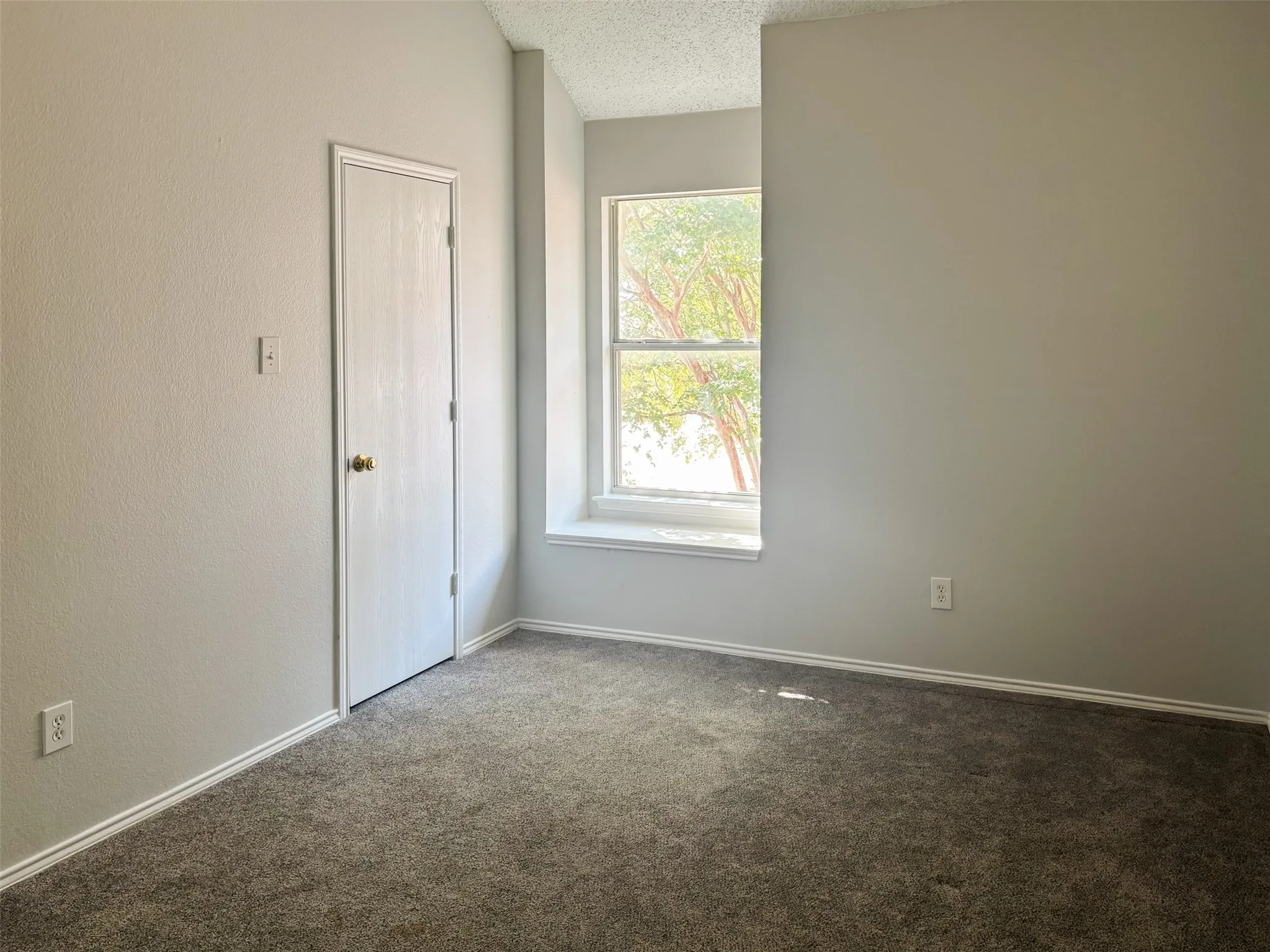 Single Family Residence For Rent in Denton County , 2317 Acorn Bend, Denton, Texas 76210, 4 Bedroom, 3 Bathroom, 2 Garage spaces, 3,324 Sqft, built in 2000, mls#21392857, Real Estate Agent in Denton, Homes For Rent in Denton county, Homes For Rent in Denton, Realtor in Denton Texas, Real Estate Brokerage Independent Realty Texas, Luminita Cordes Realtor