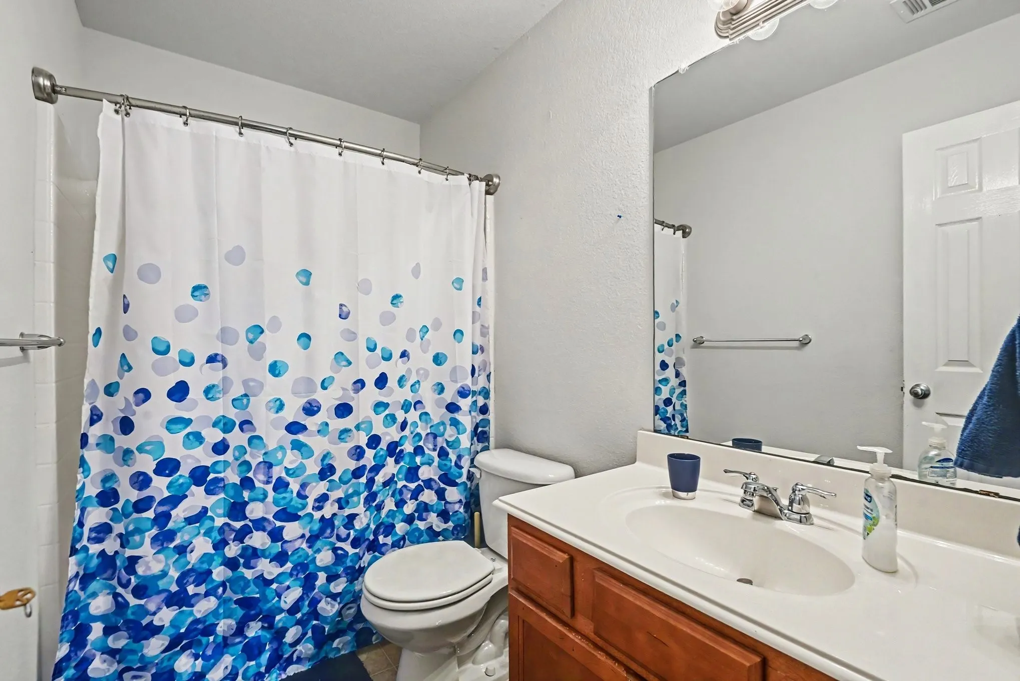 Single Family Residence For Sale in Tarrant County , 4728 Homelands Way, Fort Worth, Texas 76135, 5 Bedroom, 4 Bathroom, 2 Garage spaces, 2,816 Sqft, built in 2007, mls#21386331, Real Estate Agent in Fort Worth, Homes For Sale in Tarrant county, Homes For Sale in Fort Worth, Realtor in Fort Worth Texas, Real Estate Brokerage Independent Realty Texas, Luminita Cordes Realtor