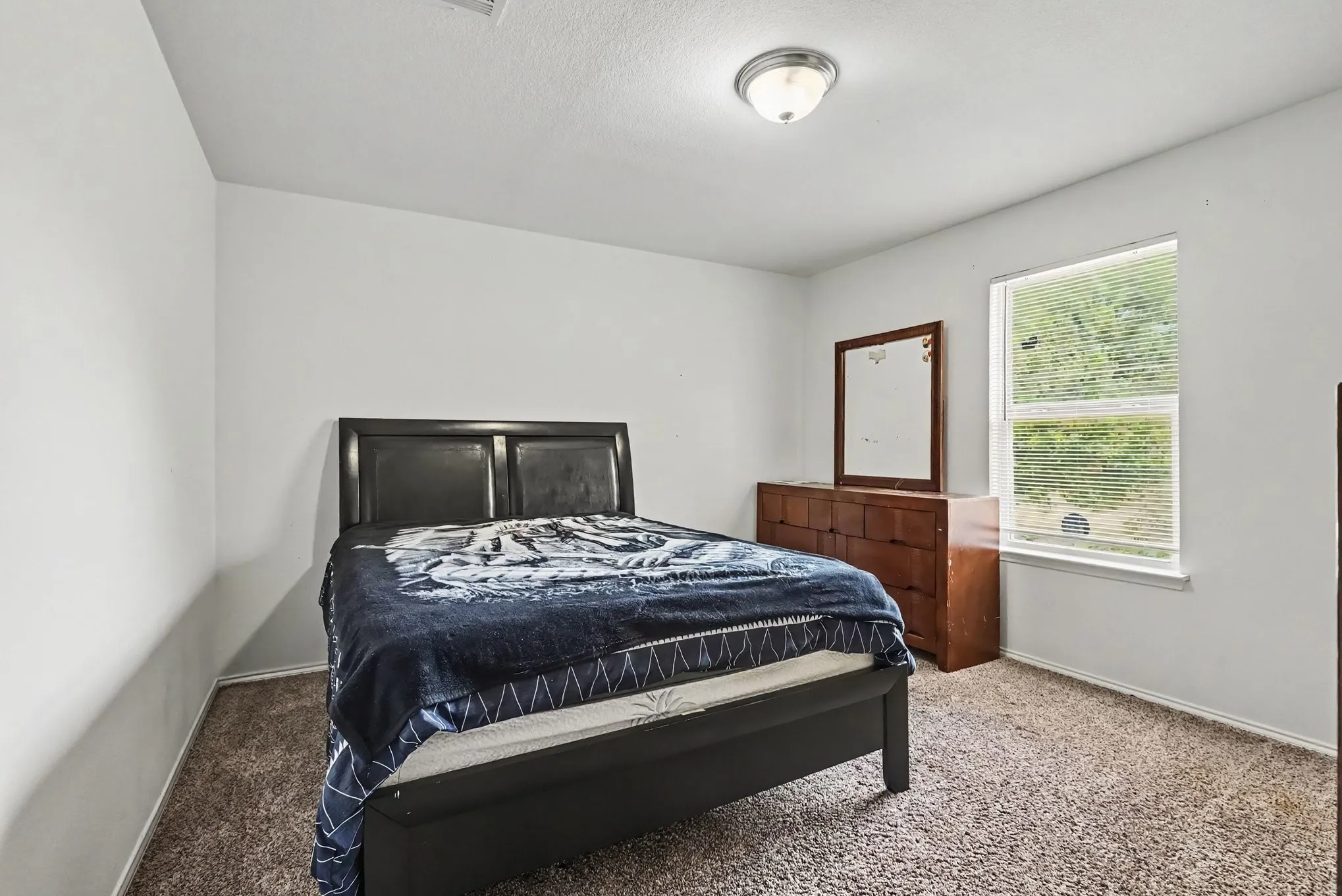 Single Family Residence For Sale in Tarrant County , 4728 Homelands Way, Fort Worth, Texas 76135, 5 Bedroom, 4 Bathroom, 2 Garage spaces, 2,816 Sqft, built in 2007, mls#21386331, Real Estate Agent in Fort Worth, Homes For Sale in Tarrant county, Homes For Sale in Fort Worth, Realtor in Fort Worth Texas, Real Estate Brokerage Independent Realty Texas, Luminita Cordes Realtor