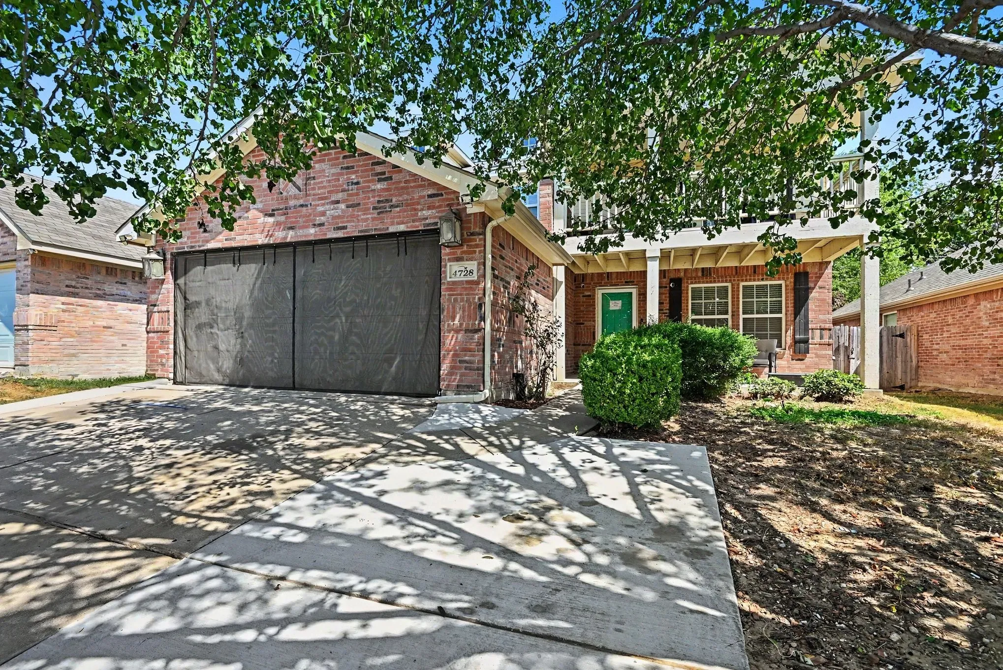 Single Family Residence For Sale in Tarrant County , 4728 Homelands Way, Fort Worth, Texas 76135, 5 Bedroom, 4 Bathroom, 2 Garage spaces, 2,816 Sqft, built in 2007, mls#21386331, Real Estate Agent in Fort Worth, Homes For Sale in Tarrant county, Homes For Sale in Fort Worth, Realtor in Fort Worth Texas, Real Estate Brokerage Independent Realty Texas, Luminita Cordes Realtor