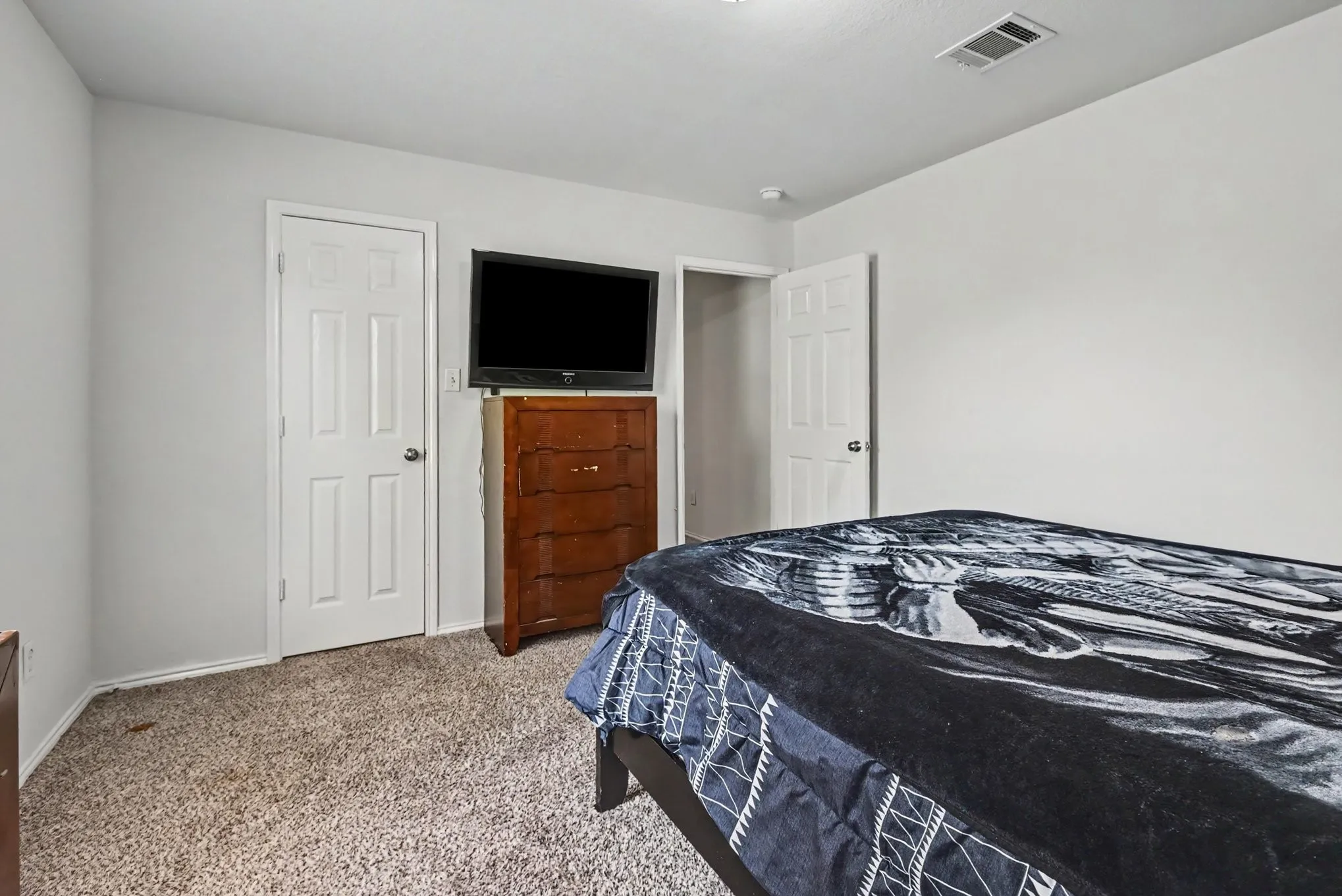 Single Family Residence For Sale in Tarrant County , 4728 Homelands Way, Fort Worth, Texas 76135, 5 Bedroom, 4 Bathroom, 2 Garage spaces, 2,816 Sqft, built in 2007, mls#21386331, Real Estate Agent in Fort Worth, Homes For Sale in Tarrant county, Homes For Sale in Fort Worth, Realtor in Fort Worth Texas, Real Estate Brokerage Independent Realty Texas, Luminita Cordes Realtor