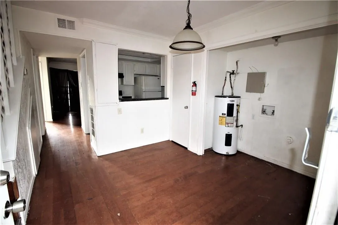 Townhouse For Rent in Dallas County , 8003 Rothington Road 51, Dallas, Texas 75227, 2 Bedroom, 2 Bathroom, Garage spaces, 1,100 Sqft, built in 1983, mls#21393141, Real Estate Agent in Dallas, Homes For Rent in Dallas county, Homes For Rent in Dallas, Realtor in Dallas Texas, Real Estate Brokerage Independent Realty Texas, Luminita Cordes Realtor