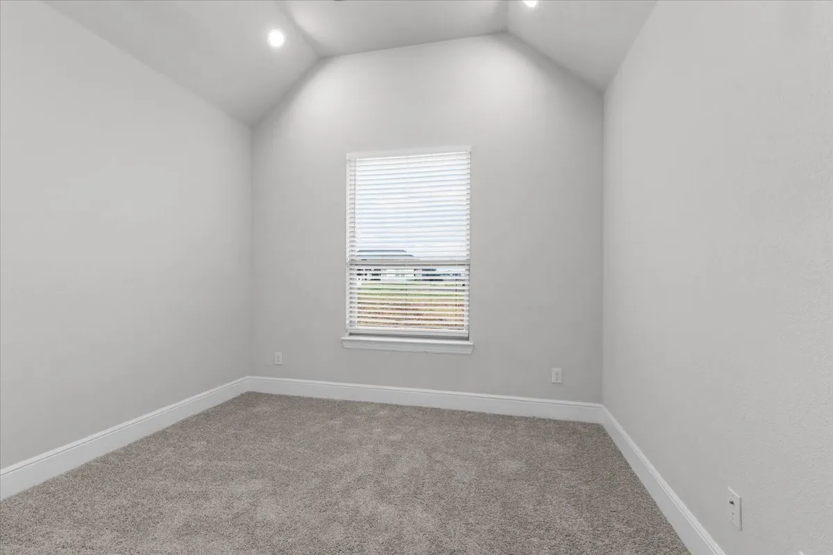Single Family Residence For Sale in Johnson County , 6028 Berry Ridge Lane, Joshua, Texas 76058, 4 Bedroom, 2 Bathroom, 2 Garage spaces, 2,086 Sqft, built in 2021, mls#21392787, Real Estate Agent in Joshua, Homes For Sale in Johnson county, Homes For Sale in Joshua, Realtor in Joshua Texas, Real Estate Brokerage Independent Realty Texas, Luminita Cordes Realtor