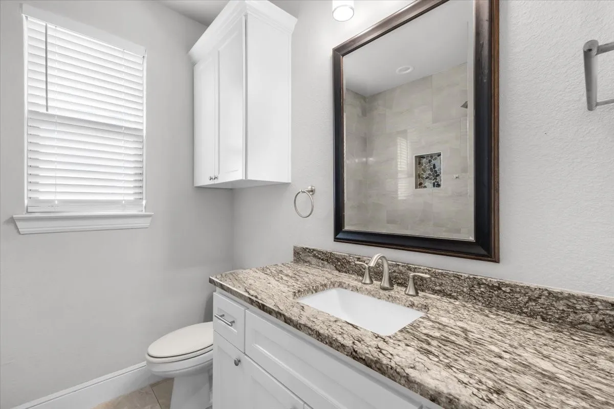 Single Family Residence For Sale in Johnson County , 6028 Berry Ridge Lane, Joshua, Texas 76058, 4 Bedroom, 2 Bathroom, 2 Garage spaces, 2,086 Sqft, built in 2021, mls#21392787, Real Estate Agent in Joshua, Homes For Sale in Johnson county, Homes For Sale in Joshua, Realtor in Joshua Texas, Real Estate Brokerage Independent Realty Texas, Luminita Cordes Realtor