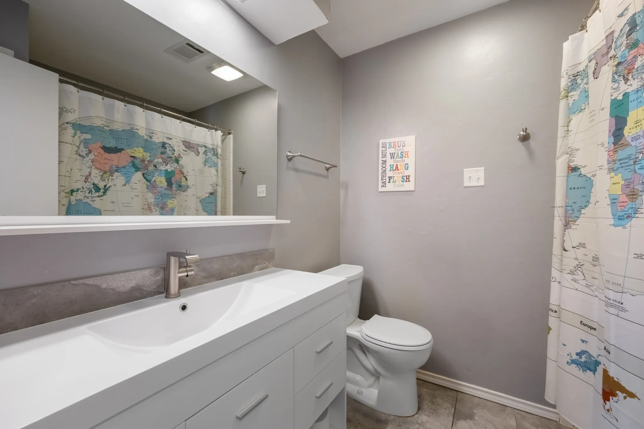 Single Family Residence For Sale in Denton County , 1931 Robin Meadow Drive, Carrollton, Texas 75007, 3 Bedroom, 2 Bathroom, 2 Garage spaces, 1,672 Sqft, built in 1983, mls#21392498, Real Estate Agent in Carrollton, Homes For Sale in Denton county, Homes For Sale in Carrollton, Realtor in Carrollton Texas, Real Estate Brokerage Independent Realty Texas, Luminita Cordes Realtor