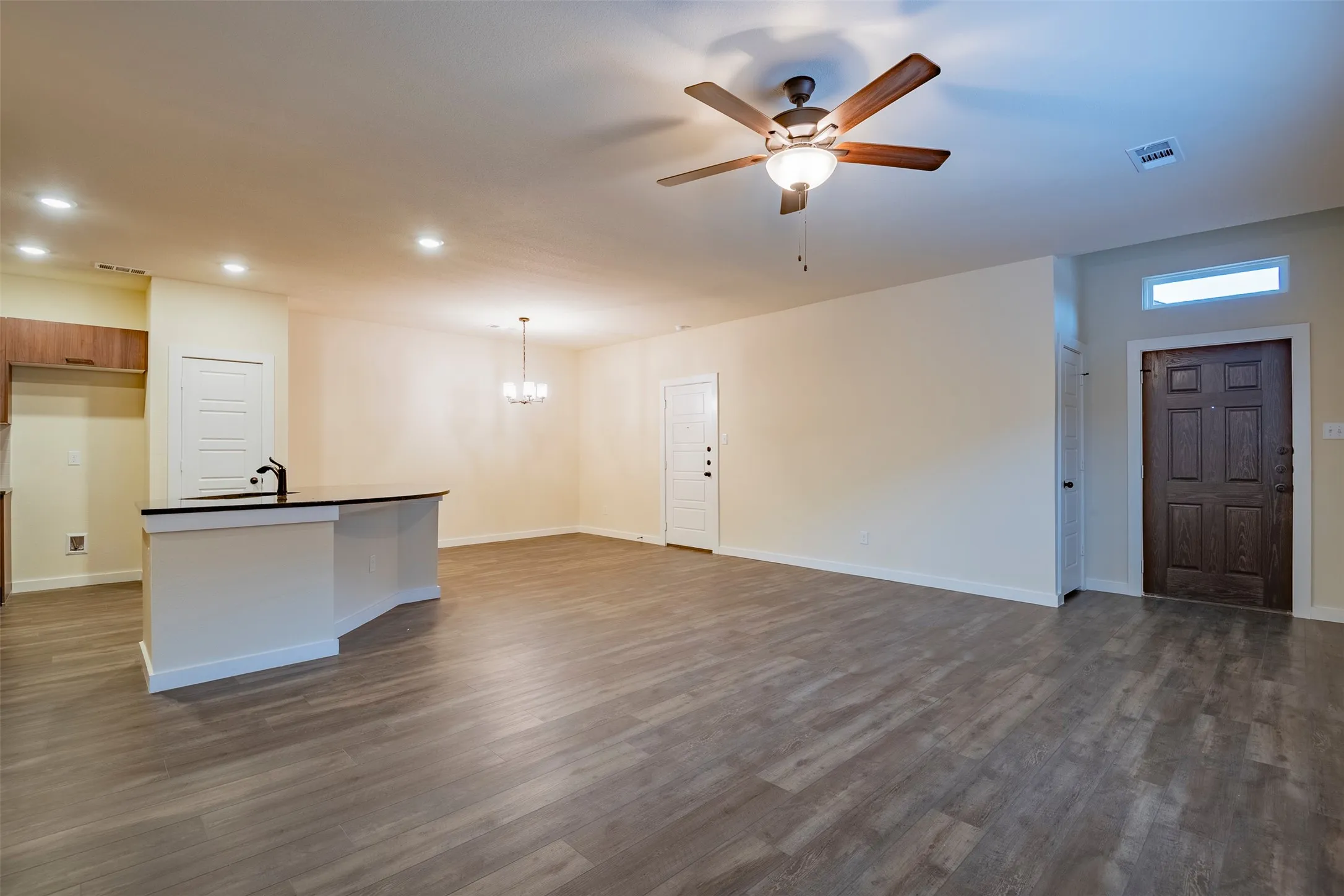 Duplex For Rent in Ellis County , 709 Blackland Drive, Venus, Texas 76084, 3 Bedroom, 2 Bathroom, 2 Garage spaces, 1,361 Sqft, built in 2024, mls#21393161, Real Estate Agent in Venus, Homes For Rent in Ellis county, Homes For Rent in Venus, Realtor in Venus Texas, Real Estate Brokerage Independent Realty Texas, Luminita Cordes Realtor