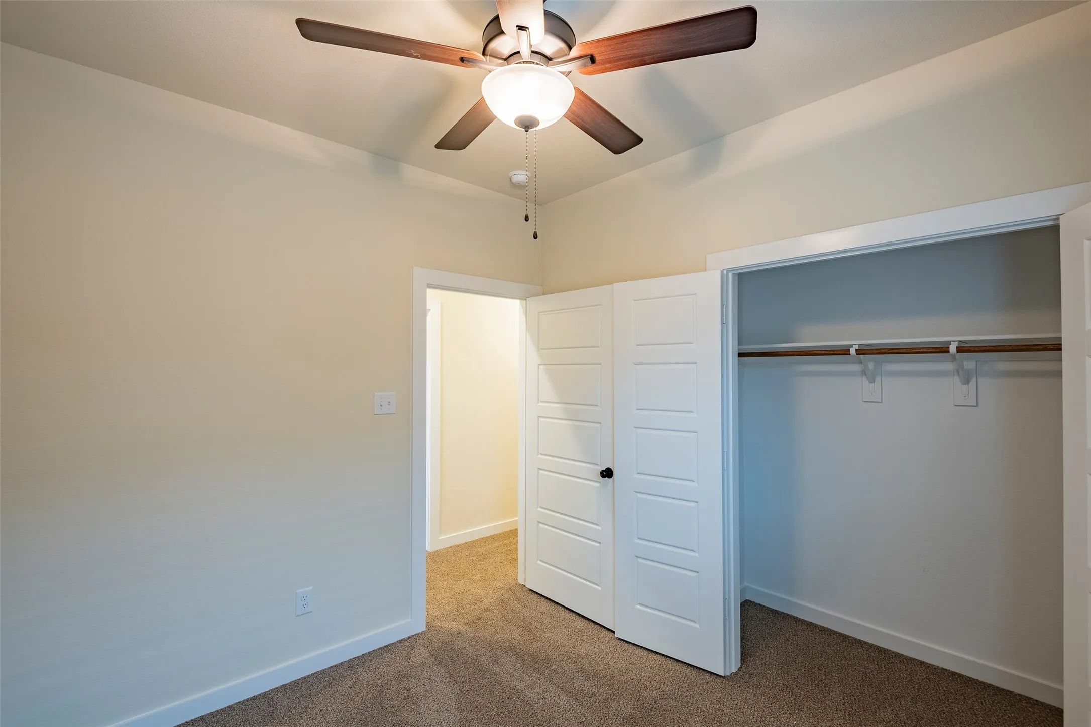 Duplex For Rent in Ellis County , 709 Blackland Drive, Venus, Texas 76084, 3 Bedroom, 2 Bathroom, 2 Garage spaces, 1,361 Sqft, built in 2024, mls#21393161, Real Estate Agent in Venus, Homes For Rent in Ellis county, Homes For Rent in Venus, Realtor in Venus Texas, Real Estate Brokerage Independent Realty Texas, Luminita Cordes Realtor