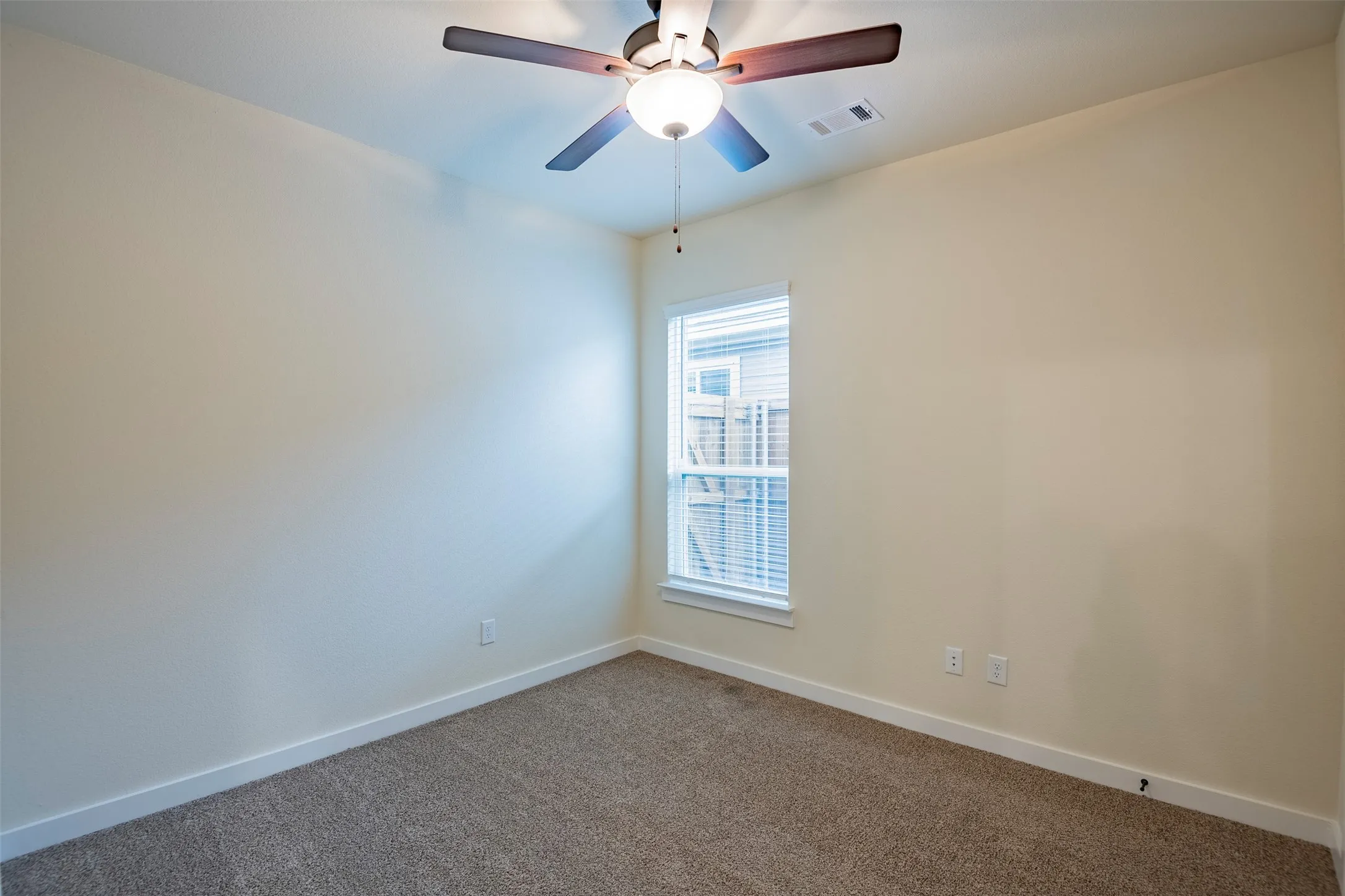 Duplex For Rent in Ellis County , 709 Blackland Drive, Venus, Texas 76084, 3 Bedroom, 2 Bathroom, 2 Garage spaces, 1,361 Sqft, built in 2024, mls#21393161, Real Estate Agent in Venus, Homes For Rent in Ellis county, Homes For Rent in Venus, Realtor in Venus Texas, Real Estate Brokerage Independent Realty Texas, Luminita Cordes Realtor