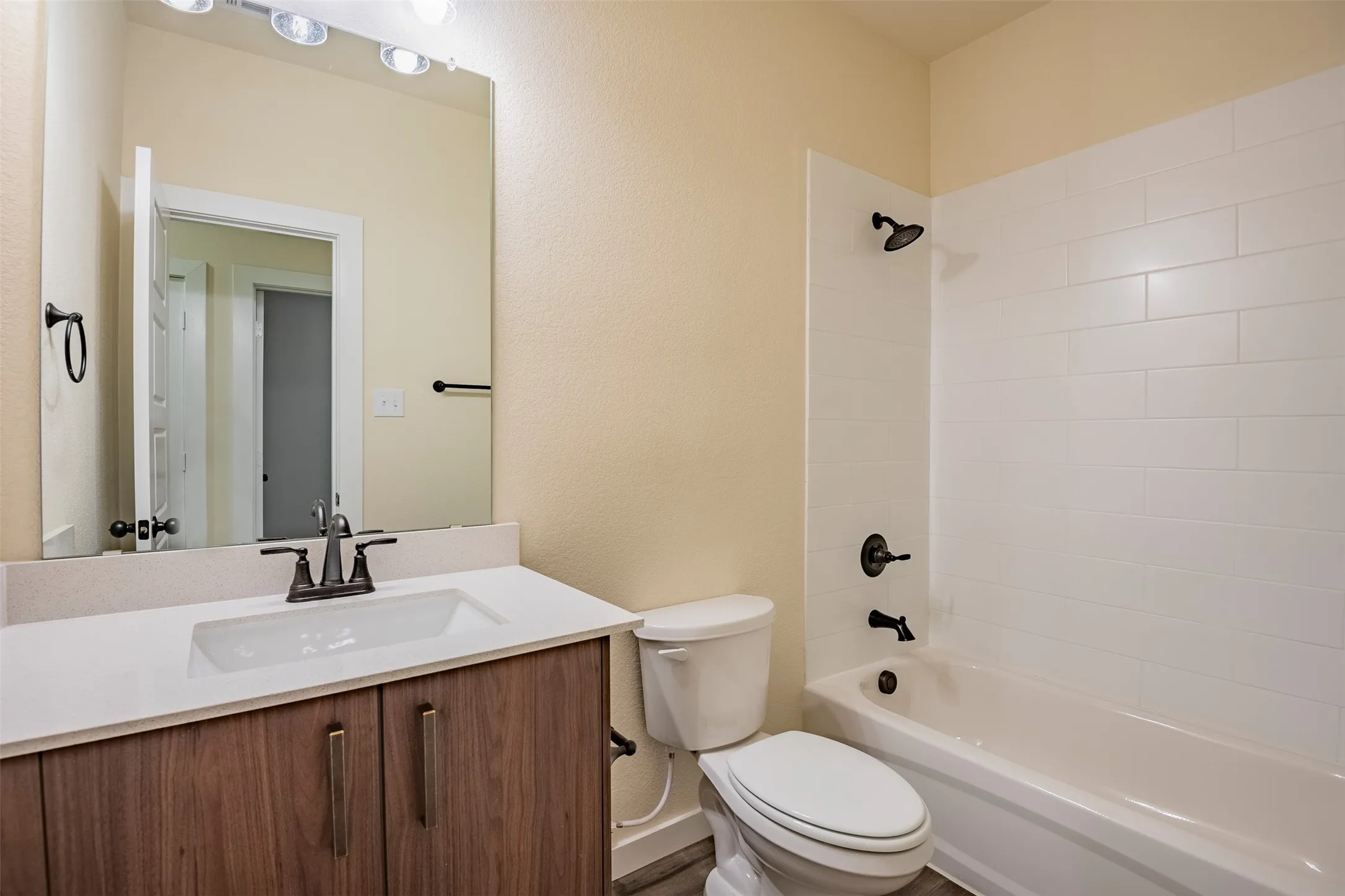 Duplex For Rent in Ellis County , 709 Blackland Drive, Venus, Texas 76084, 3 Bedroom, 2 Bathroom, 2 Garage spaces, 1,361 Sqft, built in 2024, mls#21393161, Real Estate Agent in Venus, Homes For Rent in Ellis county, Homes For Rent in Venus, Realtor in Venus Texas, Real Estate Brokerage Independent Realty Texas, Luminita Cordes Realtor