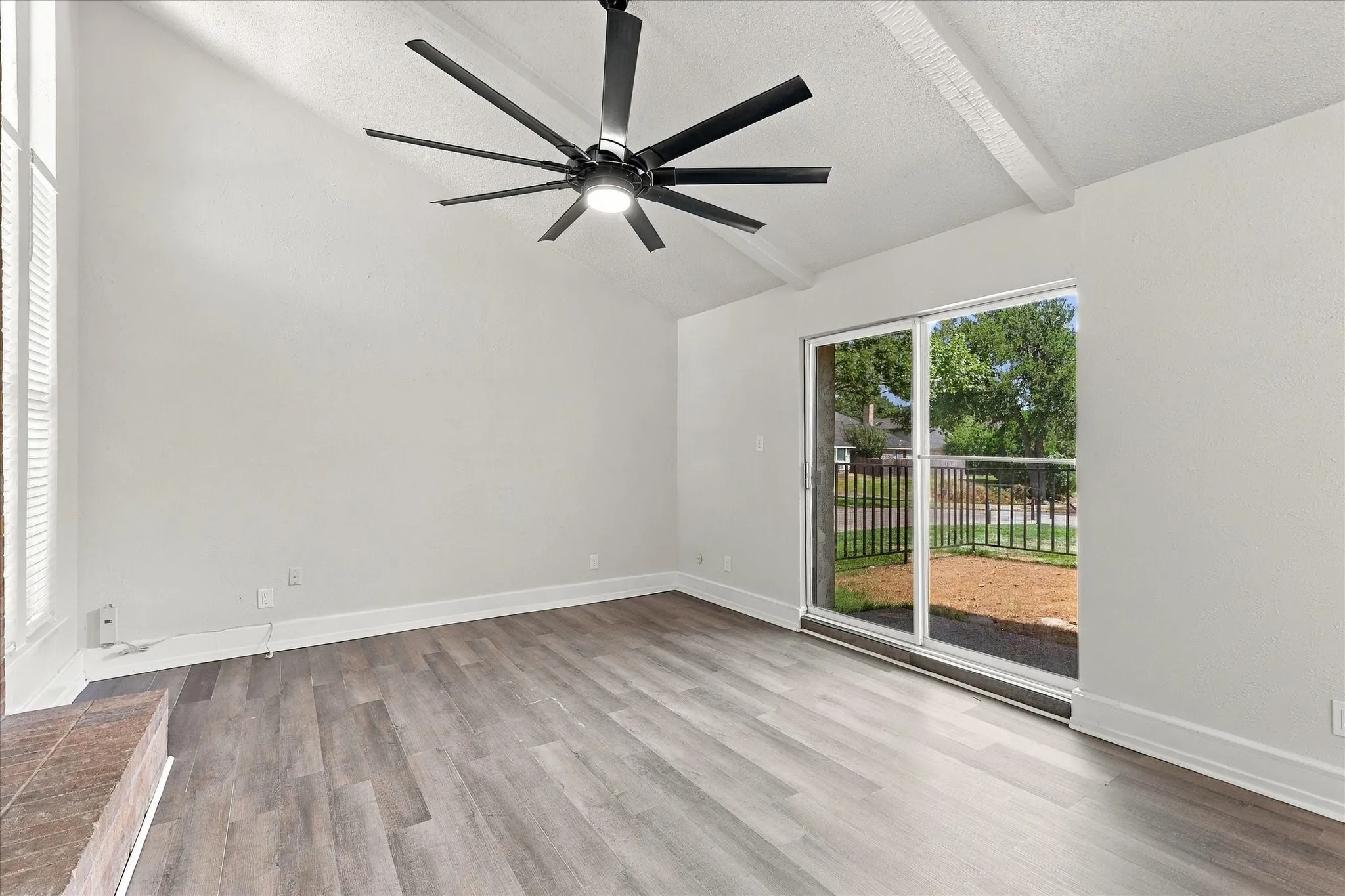Vaulted ceiling with exposed beams