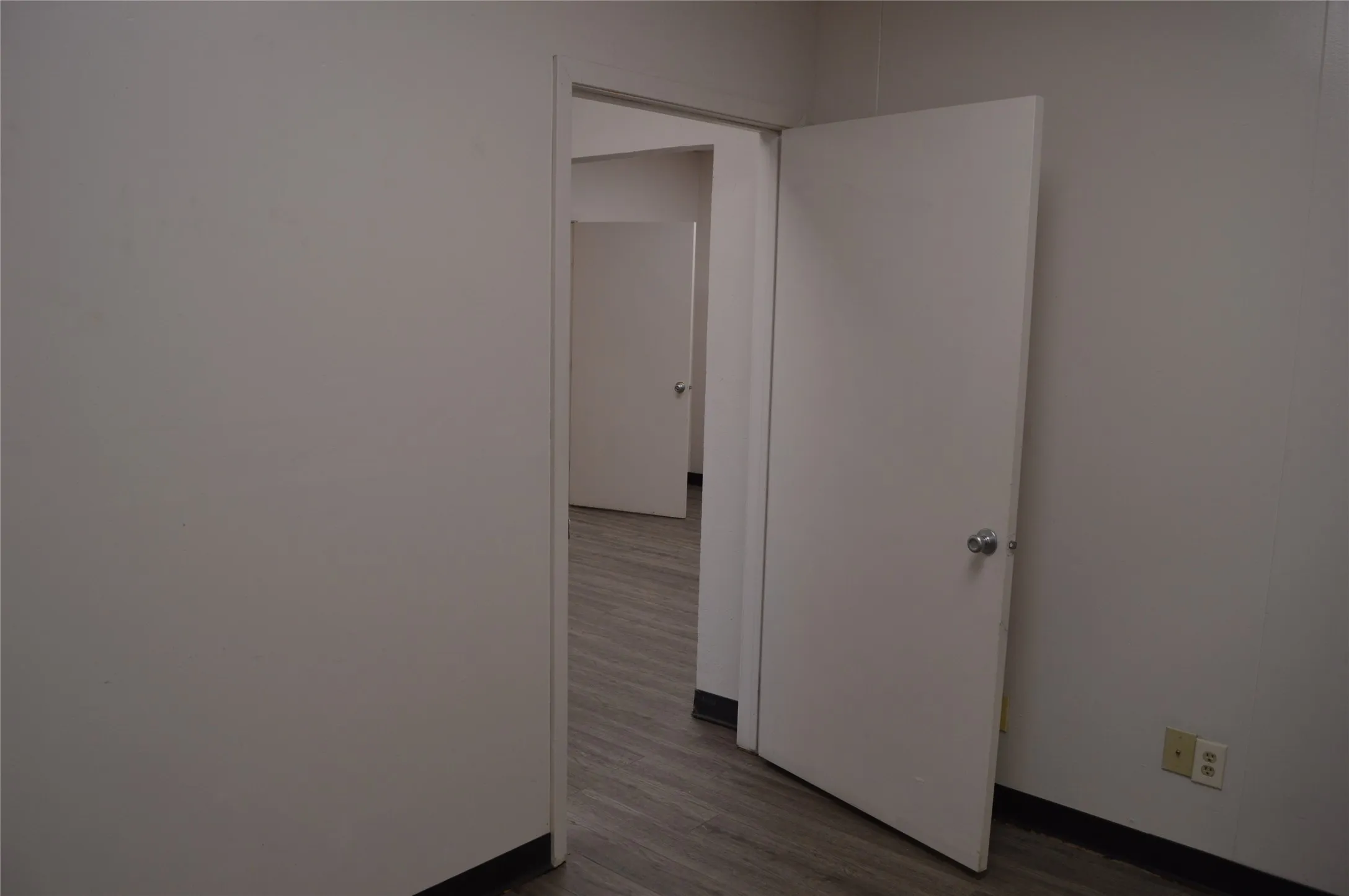 Office For Rent in Hunt County , 3931 Joe Ramsey Boulevard E A & B, Greenville, Texas 75401, 0, 0, Garage spaces, 0 Sqft, built in 1985, mls#21393142, Real Estate Agent in Greenville, Homes For Rent in Hunt county, Homes For Rent in Greenville, Realtor in Greenville Texas, Real Estate Brokerage Independent Realty Texas, Luminita Cordes Realtor