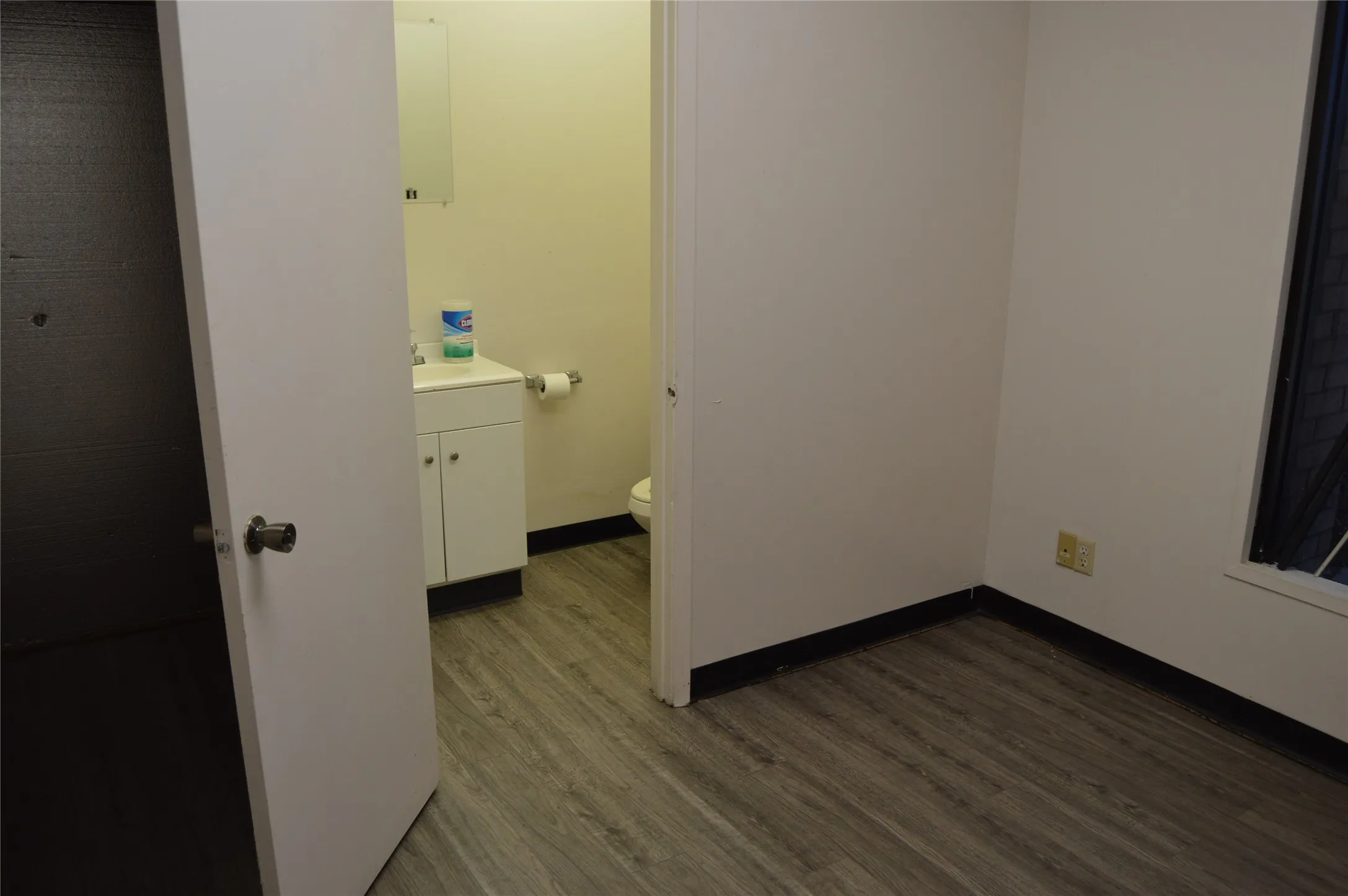 Office For Rent in Hunt County , 3931 Joe Ramsey Boulevard E A & B, Greenville, Texas 75401, 0, 0, Garage spaces, 0 Sqft, built in 1985, mls#21393142, Real Estate Agent in Greenville, Homes For Rent in Hunt county, Homes For Rent in Greenville, Realtor in Greenville Texas, Real Estate Brokerage Independent Realty Texas, Luminita Cordes Realtor
