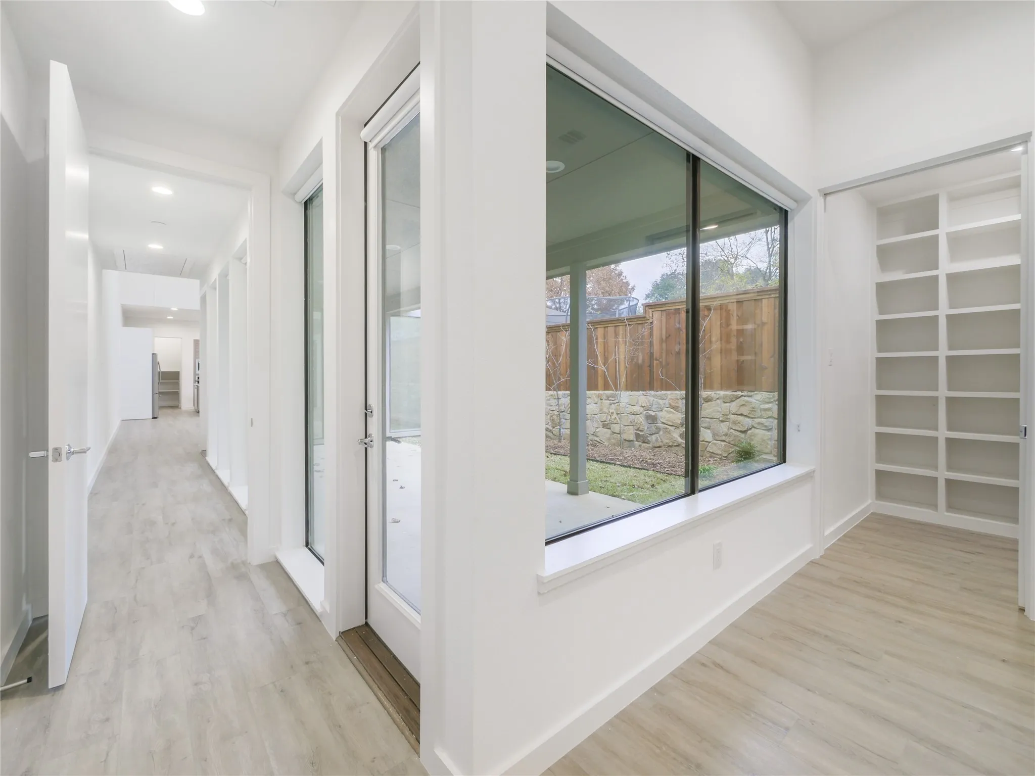 Duplex For Rent in Dallas County , 2326 Vagas Avenue, Dallas, Texas 75219, 3 Bedroom, 3 Bathroom, 2 Garage spaces, 2,258 Sqft, built in 2019, mls#21393171, Real Estate Agent in Dallas, Homes For Rent in Dallas county, Homes For Rent in Dallas, Realtor in Dallas Texas, Real Estate Brokerage Independent Realty Texas, Luminita Cordes Realtor