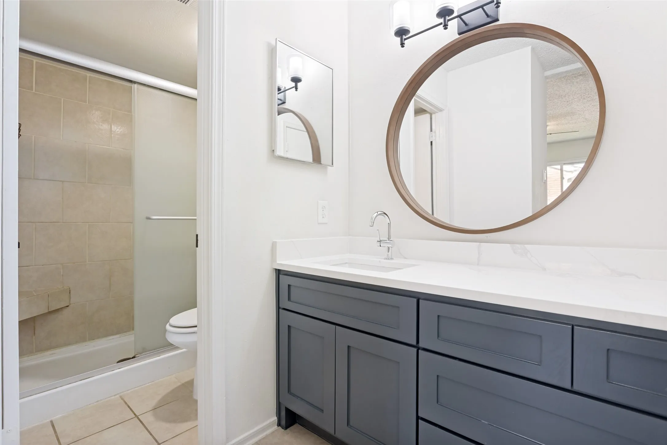Townhouse For Rent in Dallas County , 3110 Roundtree Lane, Garland, Texas 75044, 3 Bedroom, 3 Bathroom, Garage spaces, 1,656 Sqft, built in 1974, mls#21392206, Real Estate Agent in Garland, Homes For Rent in Dallas county, Homes For Rent in Garland, Realtor in Garland Texas, Real Estate Brokerage Independent Realty Texas, Luminita Cordes Realtor