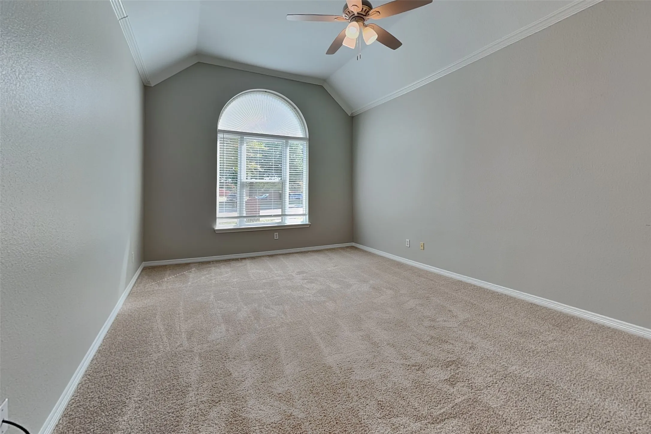 Single Family Residence For Rent in Dallas County , 1527 Jeanette Way, Carrollton, Texas 75006, 4 Bedroom, 3 Bathroom, 2 Garage spaces, 2,600 Sqft, built in 1994, mls#21393181, Real Estate Agent in Carrollton, Homes For Rent in Dallas county, Homes For Rent in Carrollton, Realtor in Carrollton Texas, Real Estate Brokerage Independent Realty Texas, Luminita Cordes Realtor