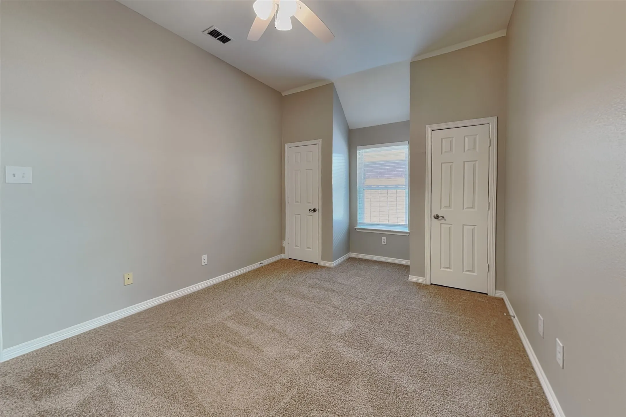 Single Family Residence For Rent in Dallas County , 1527 Jeanette Way, Carrollton, Texas 75006, 4 Bedroom, 3 Bathroom, 2 Garage spaces, 2,600 Sqft, built in 1994, mls#21393181, Real Estate Agent in Carrollton, Homes For Rent in Dallas county, Homes For Rent in Carrollton, Realtor in Carrollton Texas, Real Estate Brokerage Independent Realty Texas, Luminita Cordes Realtor