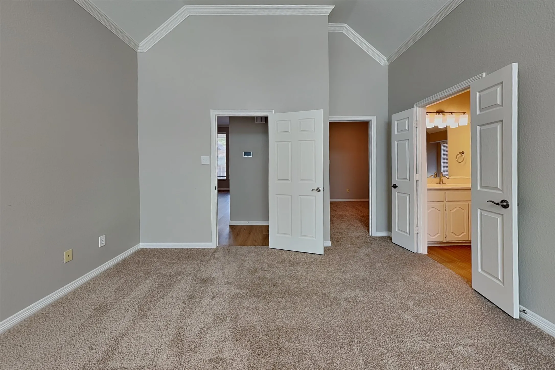 Single Family Residence For Rent in Dallas County , 1527 Jeanette Way, Carrollton, Texas 75006, 4 Bedroom, 3 Bathroom, 2 Garage spaces, 2,600 Sqft, built in 1994, mls#21393181, Real Estate Agent in Carrollton, Homes For Rent in Dallas county, Homes For Rent in Carrollton, Realtor in Carrollton Texas, Real Estate Brokerage Independent Realty Texas, Luminita Cordes Realtor