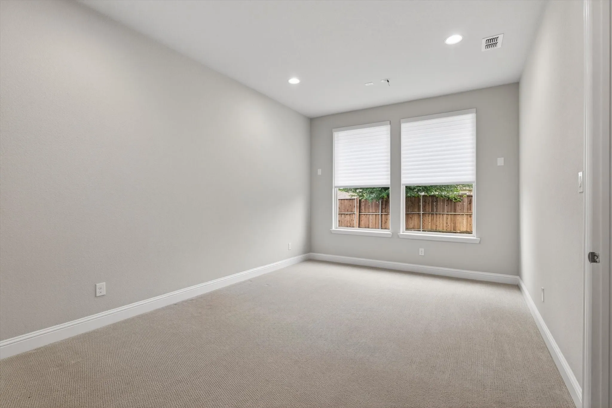 Single Family Residence For Sale in Denton County , 1017 Wimberly Lane, Northlake, Texas 76226, 4 Bedroom, 5 Bathroom, 3 Garage spaces, 4,124 Sqft, built in 2017, mls#21393189, Real Estate Agent in Northlake, Homes For Sale in Denton county, Homes For Sale in Northlake, Realtor in Northlake Texas, Real Estate Brokerage Independent Realty Texas, Luminita Cordes Realtor
