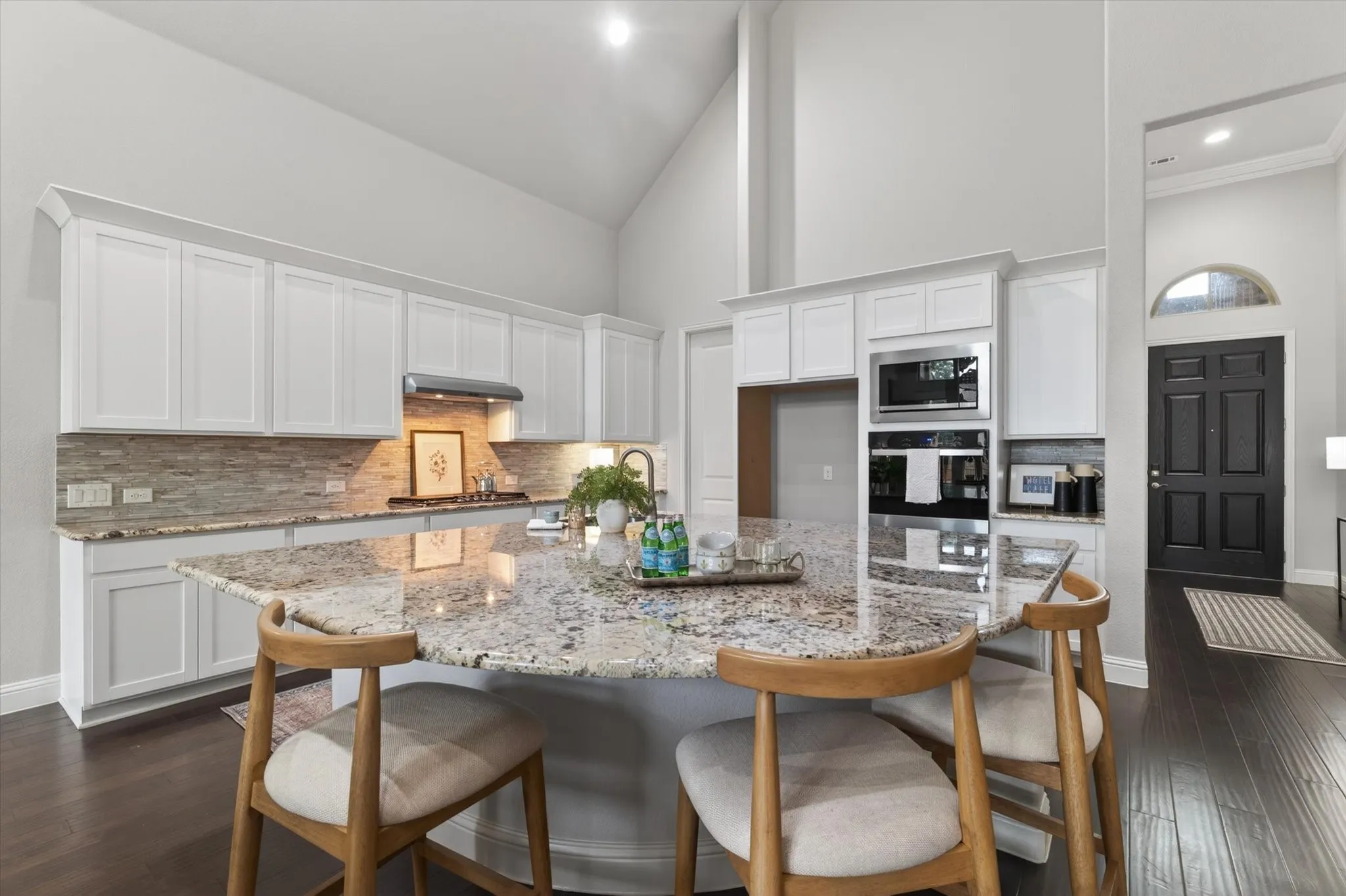 Single Family Residence For Sale in Denton County , 1017 Wimberly Lane, Northlake, Texas 76226, 4 Bedroom, 5 Bathroom, 3 Garage spaces, 4,124 Sqft, built in 2017, mls#21393189, Real Estate Agent in Northlake, Homes For Sale in Denton county, Homes For Sale in Northlake, Realtor in Northlake Texas, Real Estate Brokerage Independent Realty Texas, Luminita Cordes Realtor