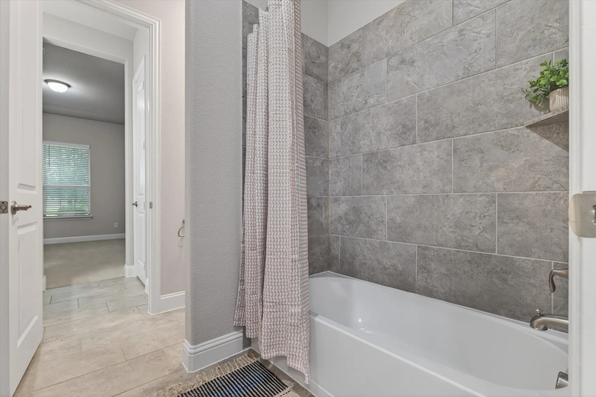 Single Family Residence For Sale in Denton County , 1017 Wimberly Lane, Northlake, Texas 76226, 4 Bedroom, 5 Bathroom, 3 Garage spaces, 4,124 Sqft, built in 2017, mls#21393189, Real Estate Agent in Northlake, Homes For Sale in Denton county, Homes For Sale in Northlake, Realtor in Northlake Texas, Real Estate Brokerage Independent Realty Texas, Luminita Cordes Realtor